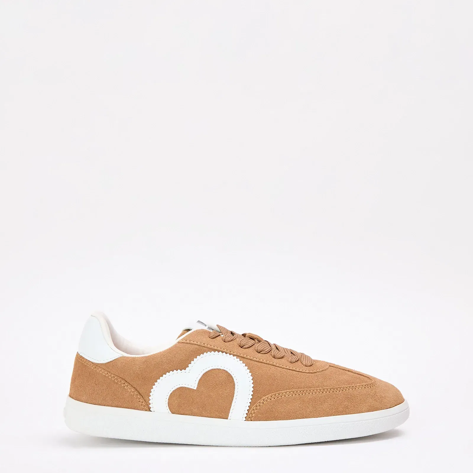 LM Cloud Low-Top Trainers