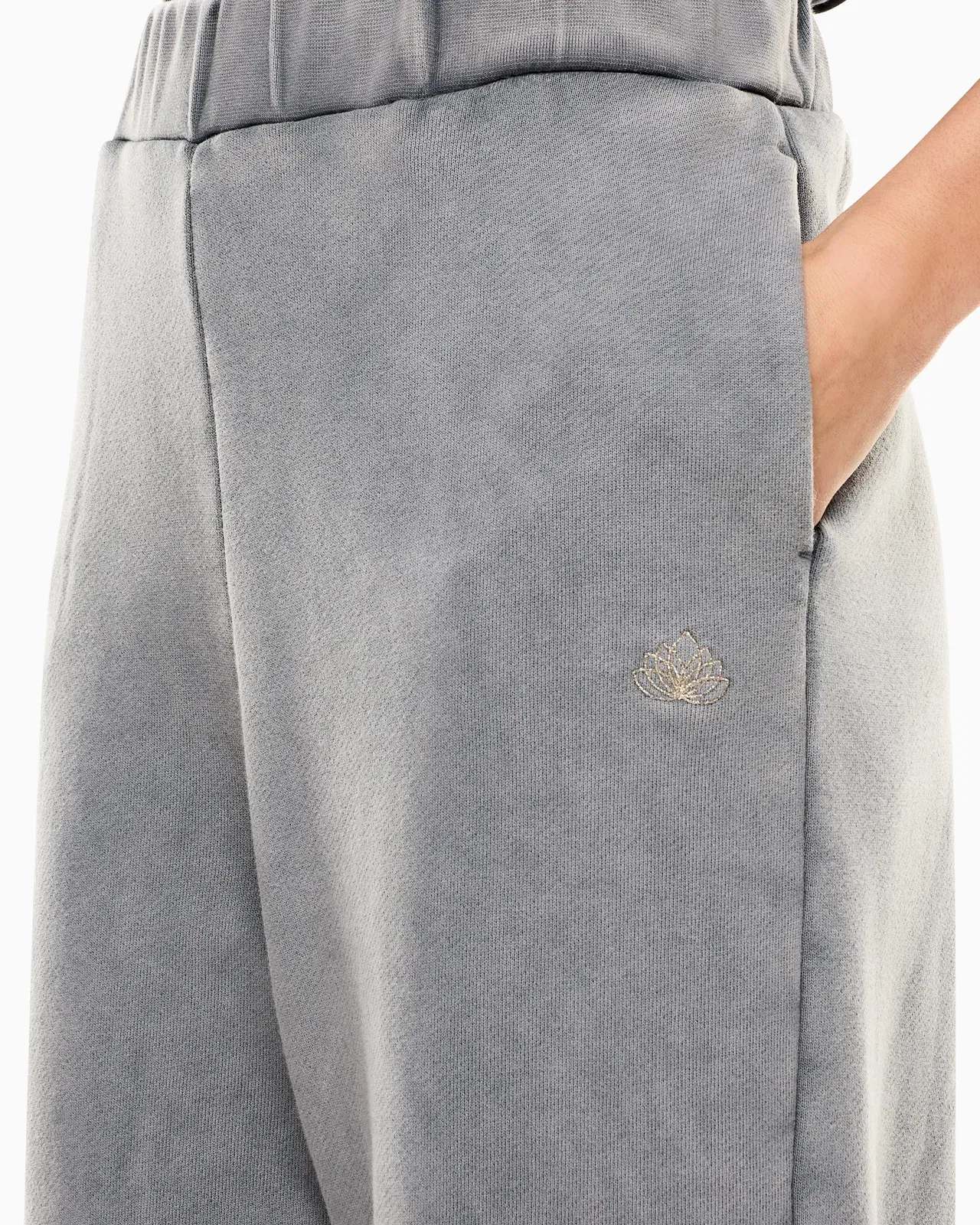 EA7 Fullness Vigor7 cotton joggers