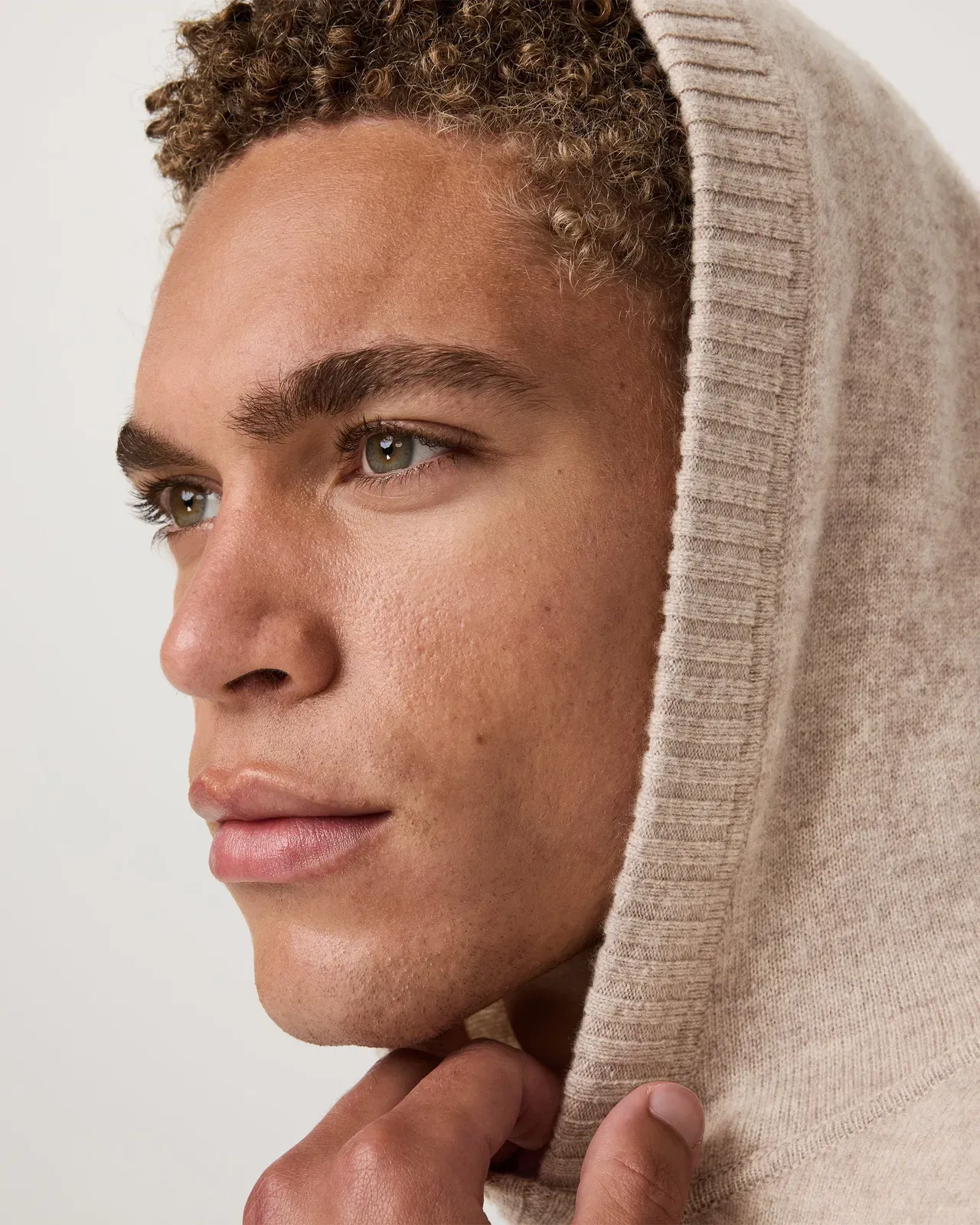 Vuori Berik Cashmere Hoodie