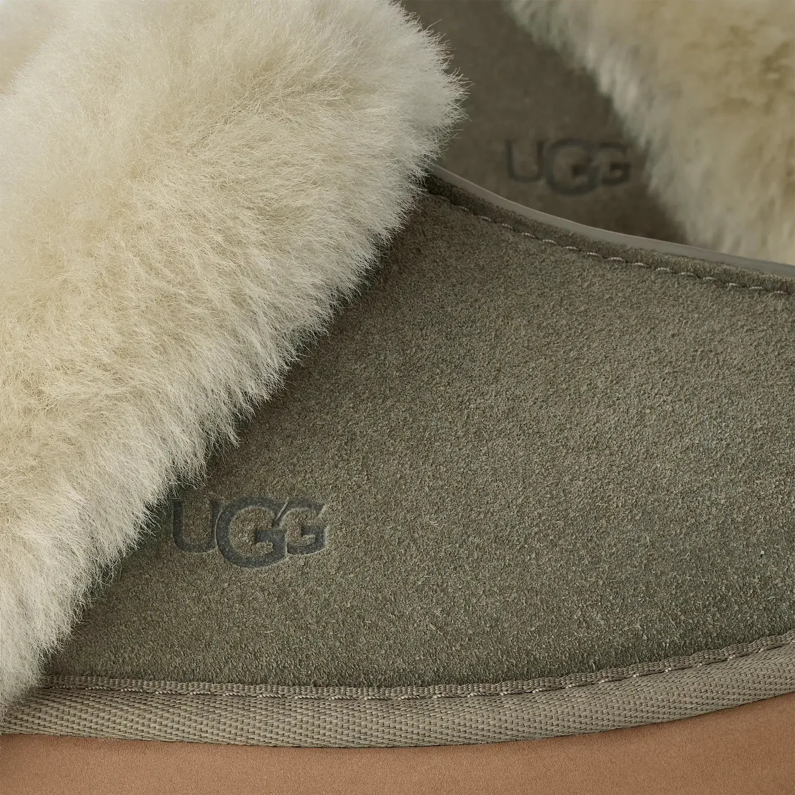 Ugg Disquette Moss Green / Muted Brass