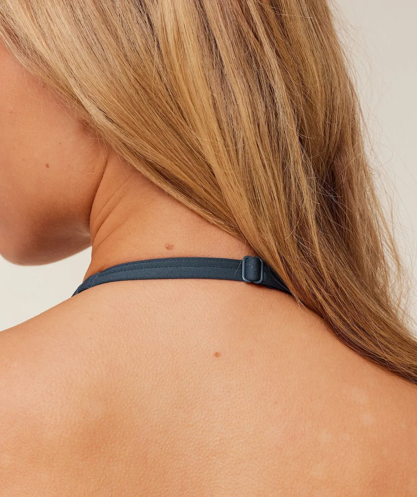Gymshark Minimal Halterneck Sports Bra - GS Stealth Blue