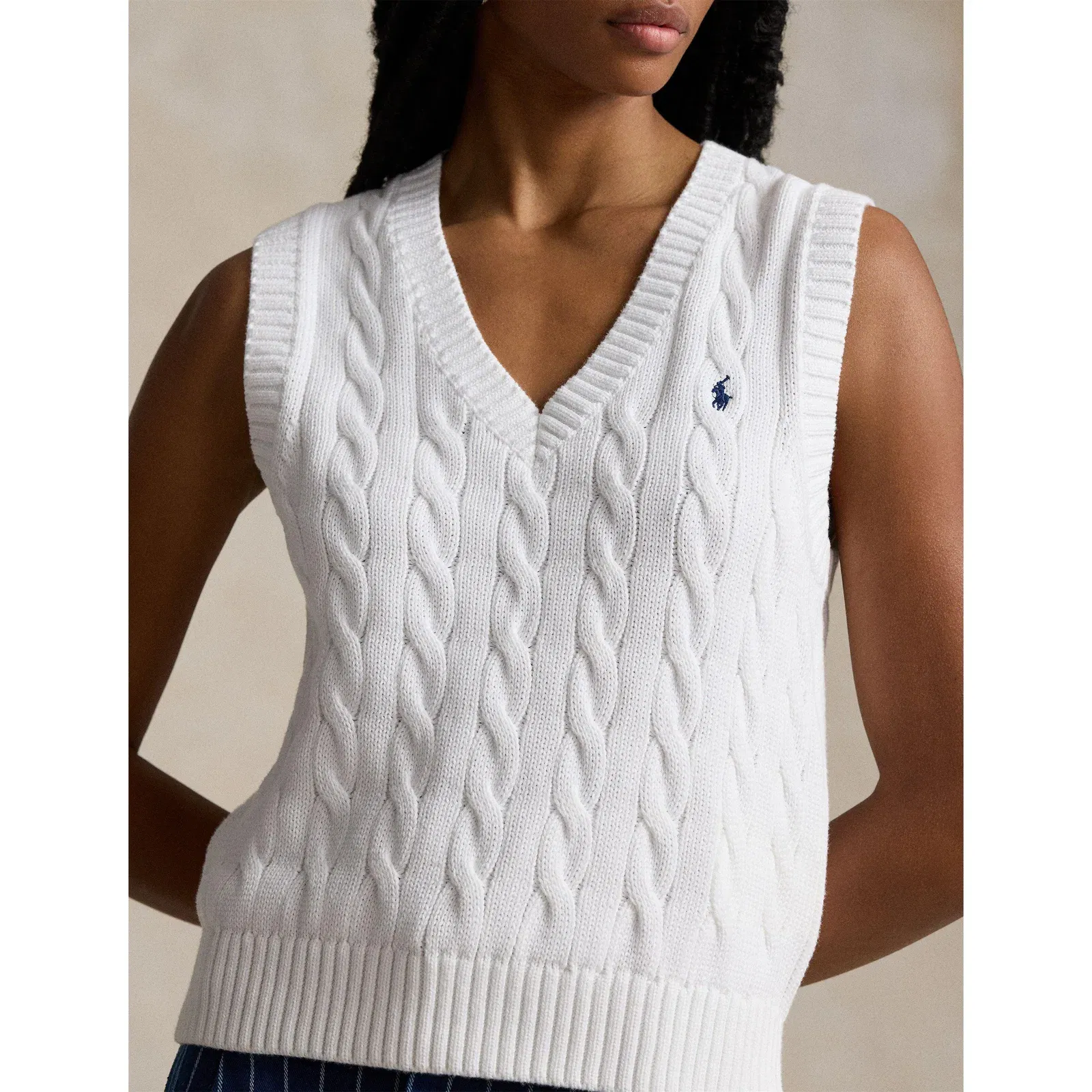 Cable Knit Sleeveless Jumper