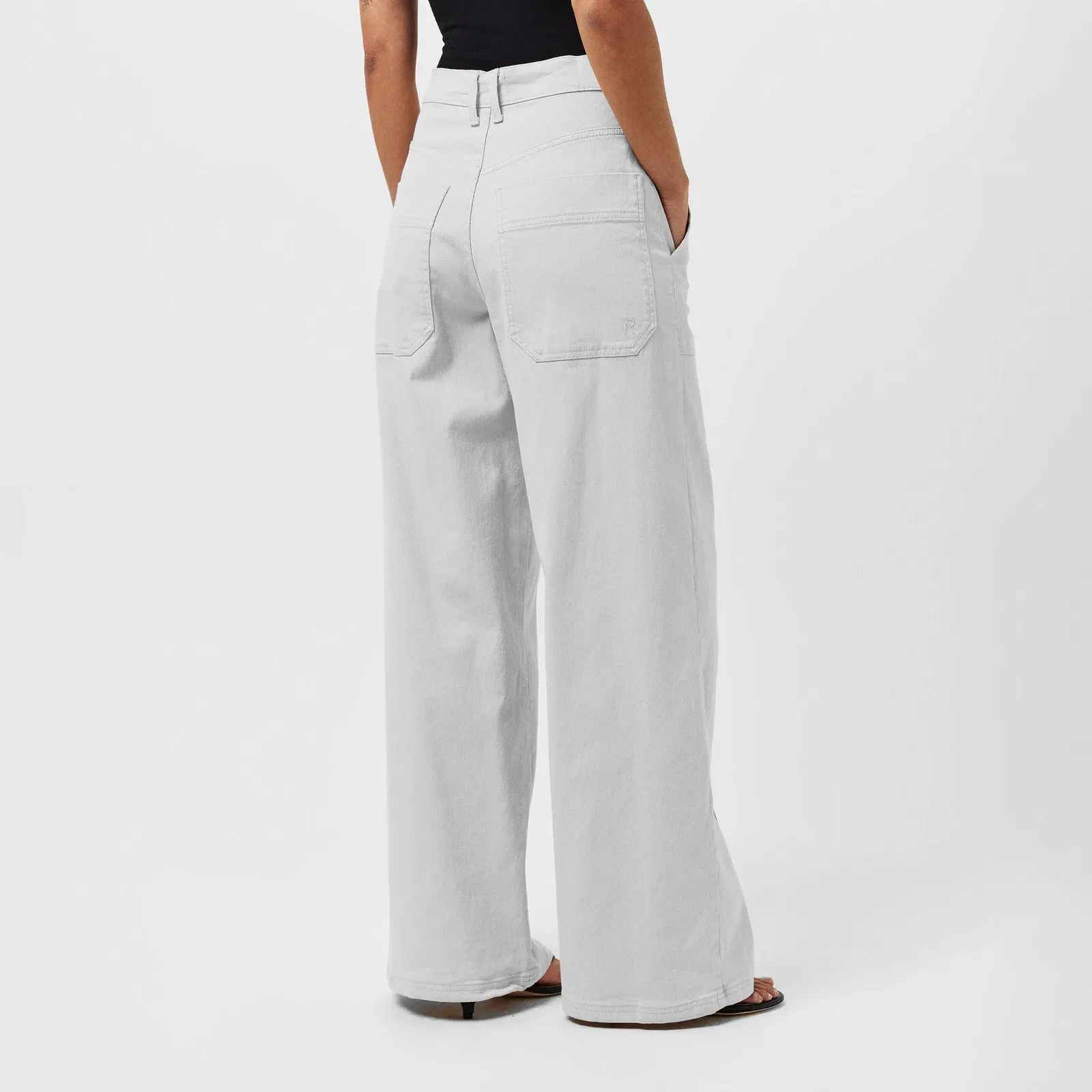 Energy Relaxed Fit Wide Leg Jeans