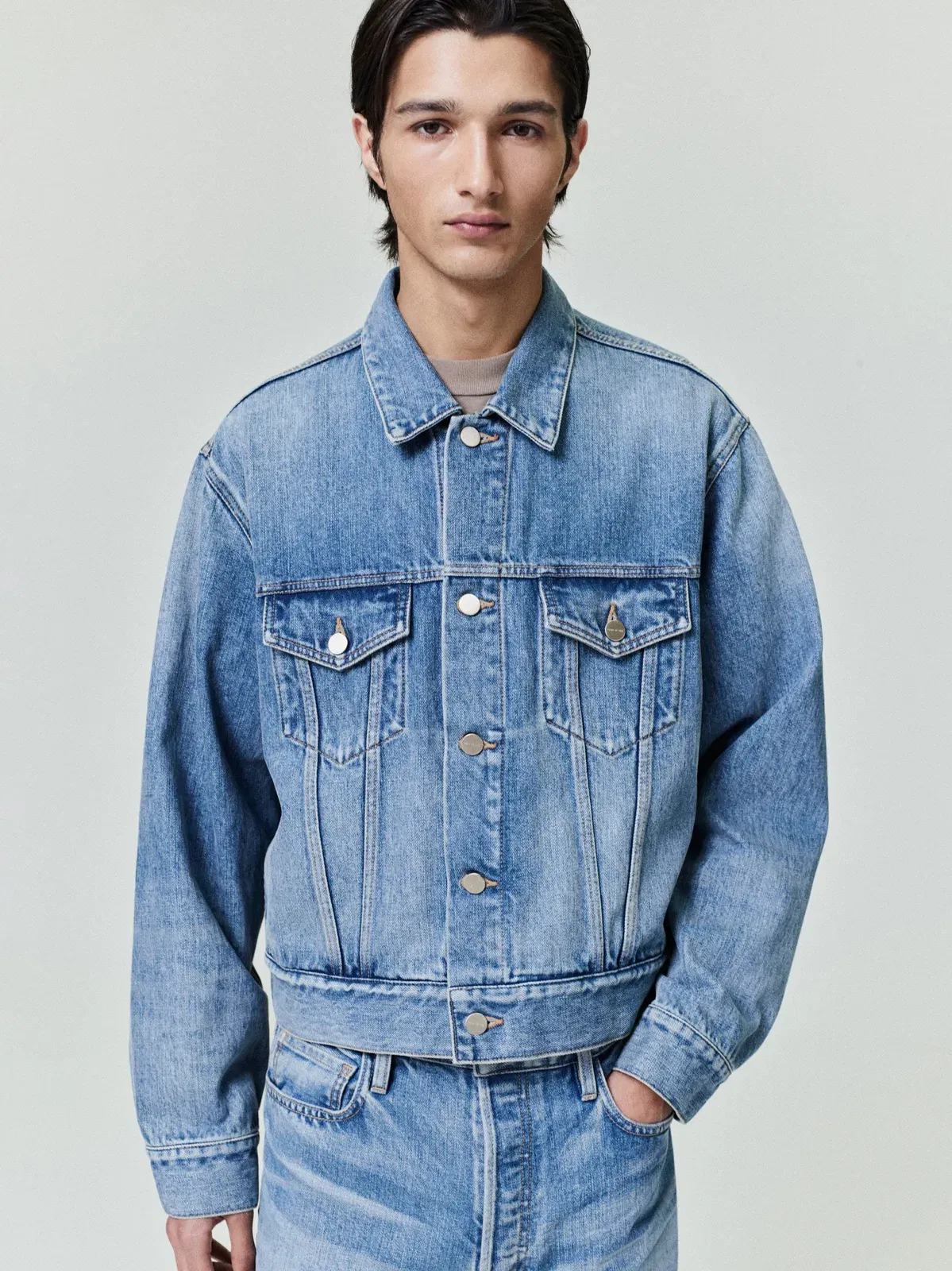 Essentials Classic Trucker Jacket Medium Indigo