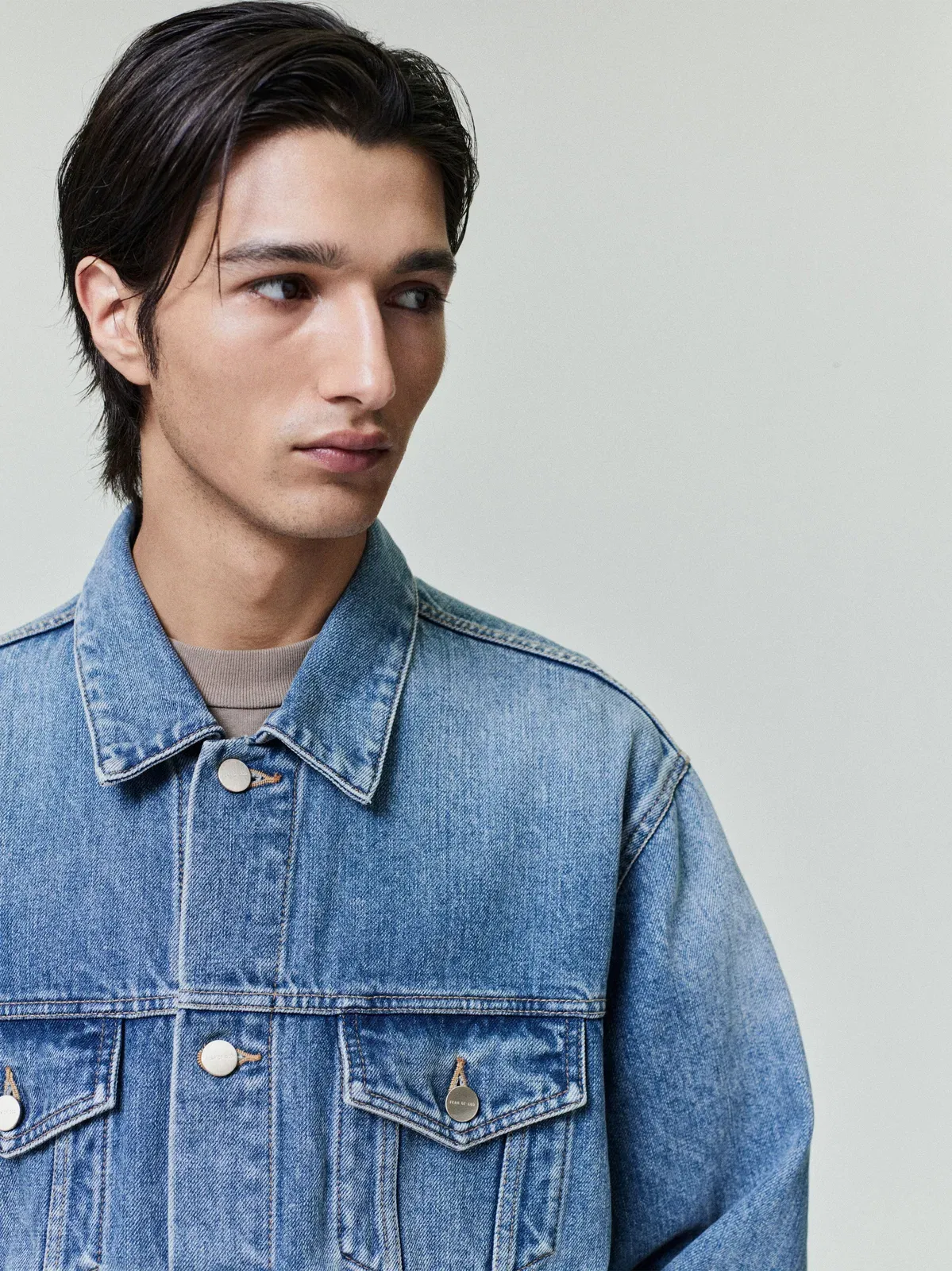 Essentials Classic Trucker Jacket Medium Indigo