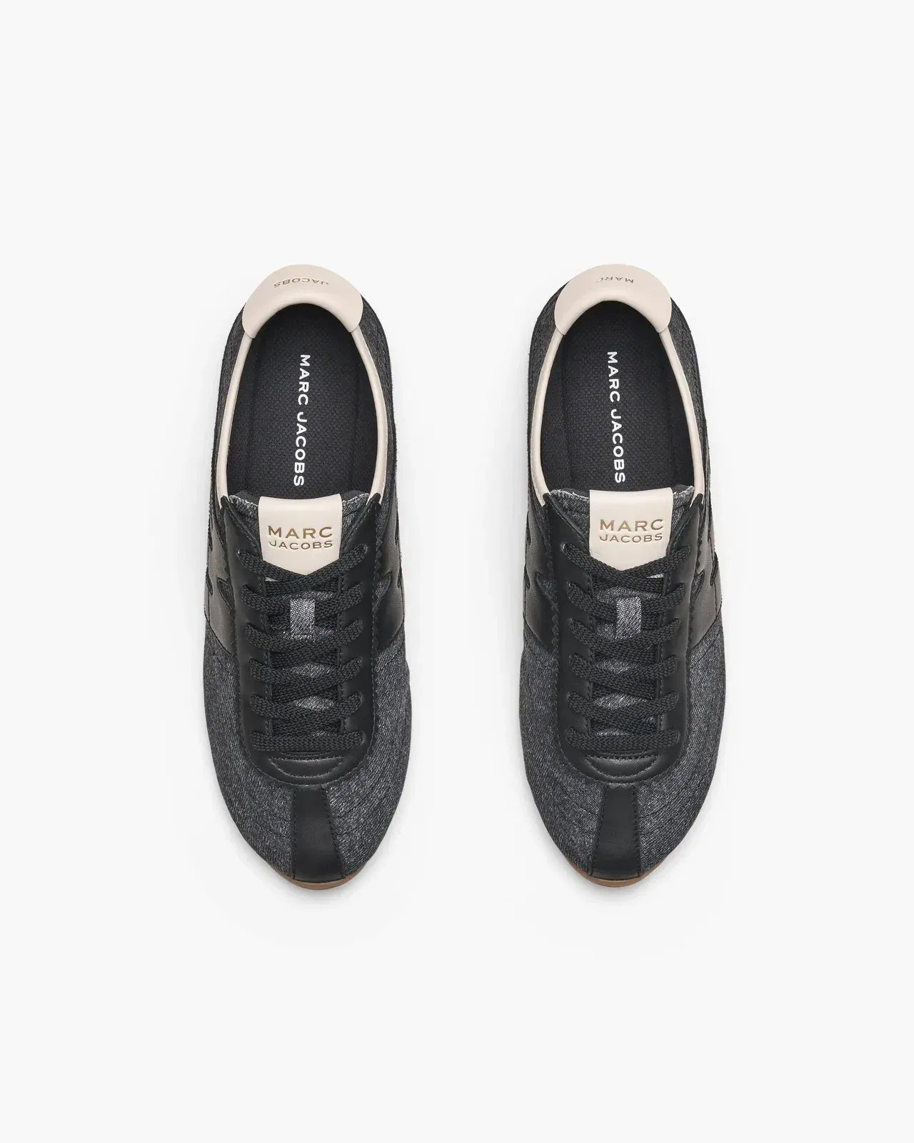 The Denim 400 Bleecker Runner