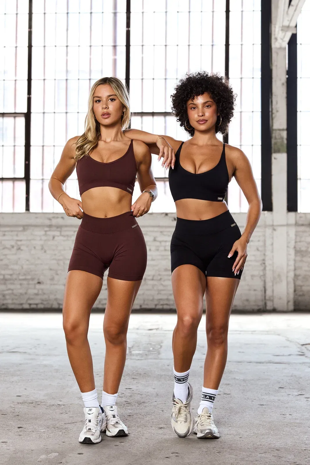 W368 - Sculpt Seamless Twist Bra