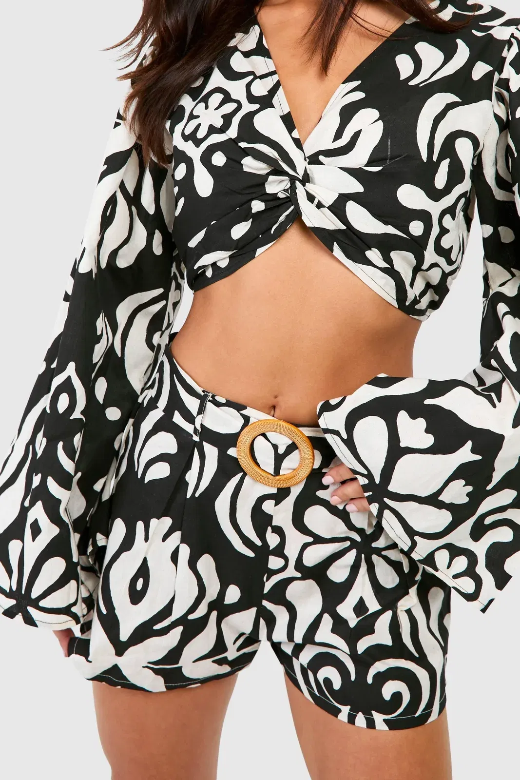 Petite Mono Print Linen Look Belted Short