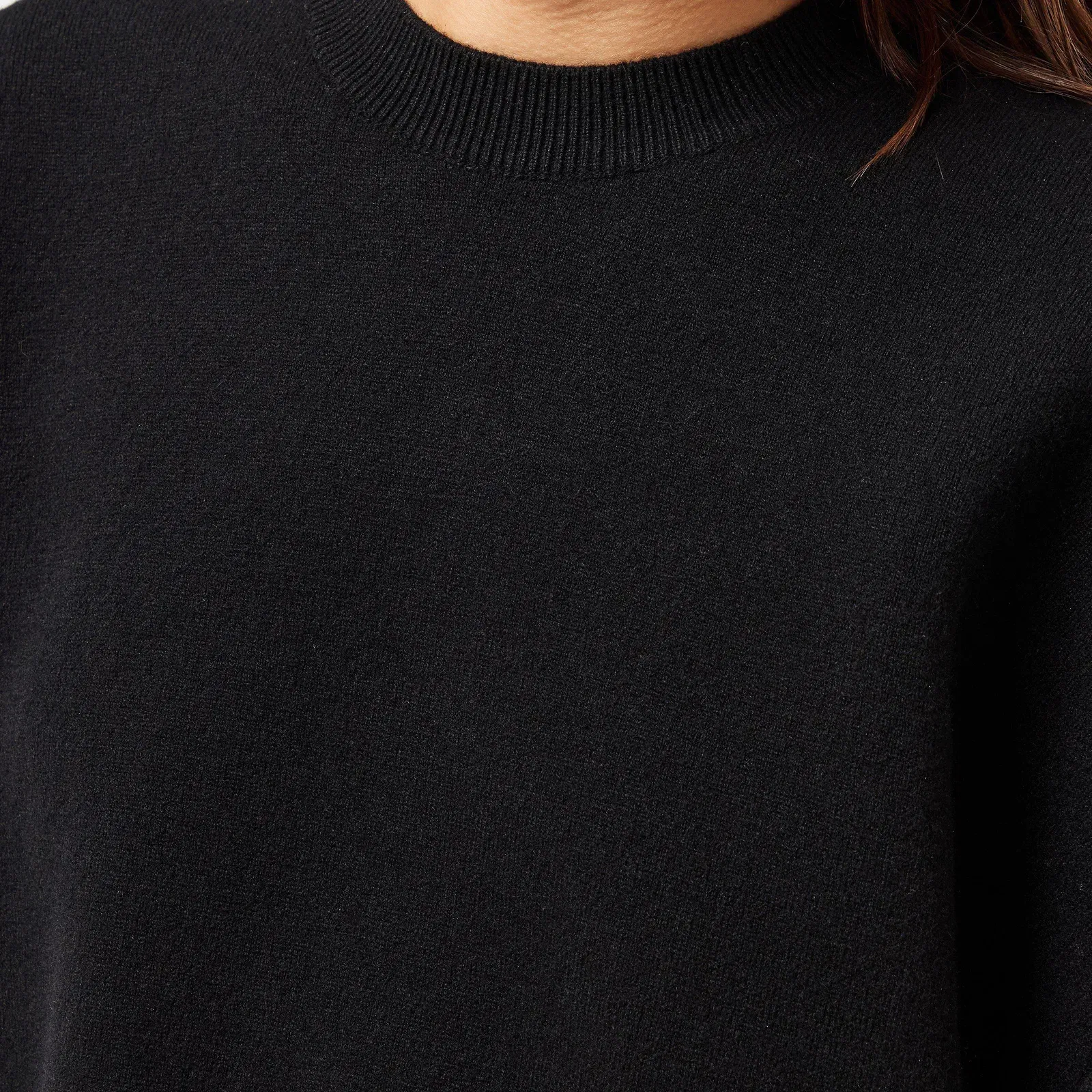 Tailored Fit Crew Neck Jumper