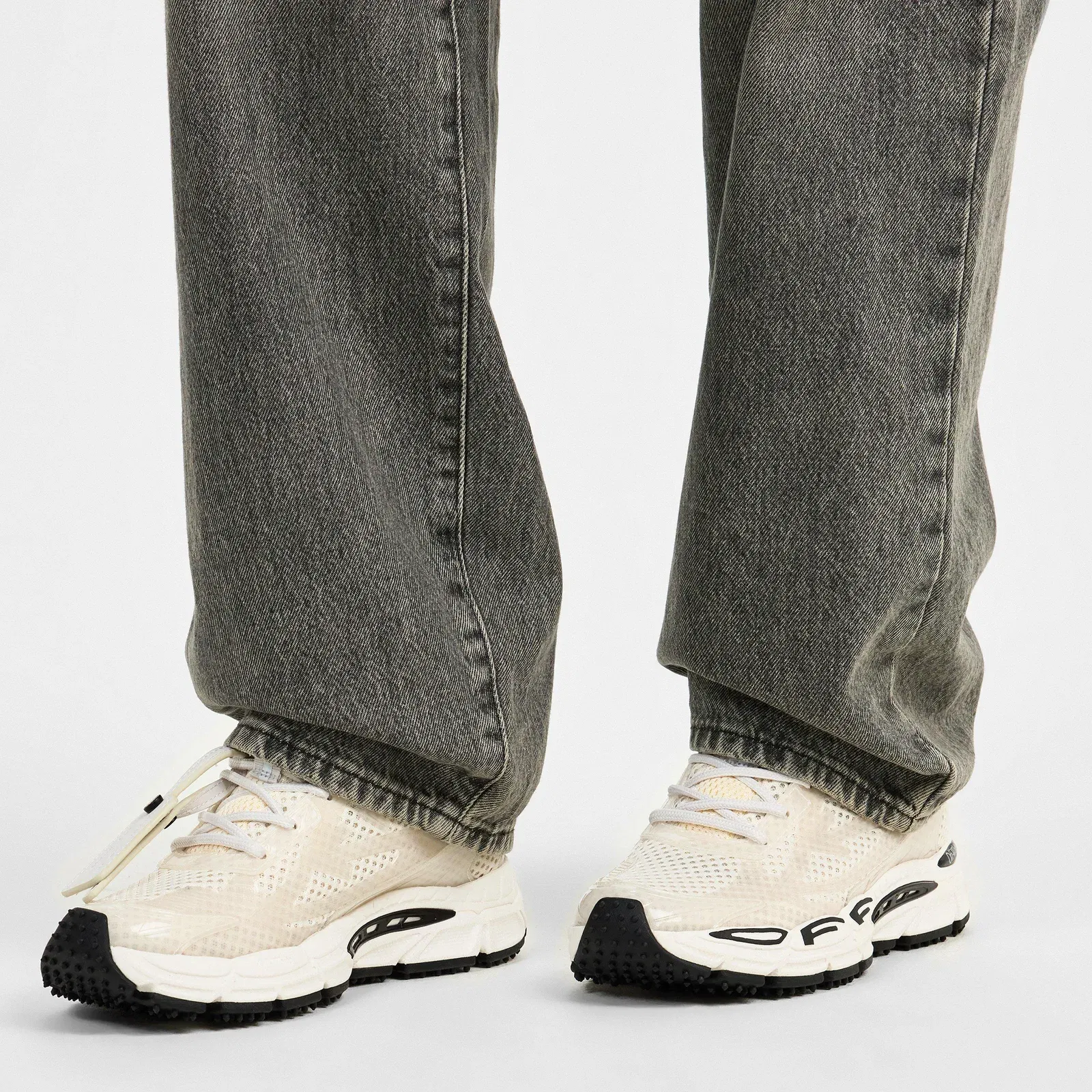 Be Right Back Retro-inspired Comfort Sneakers