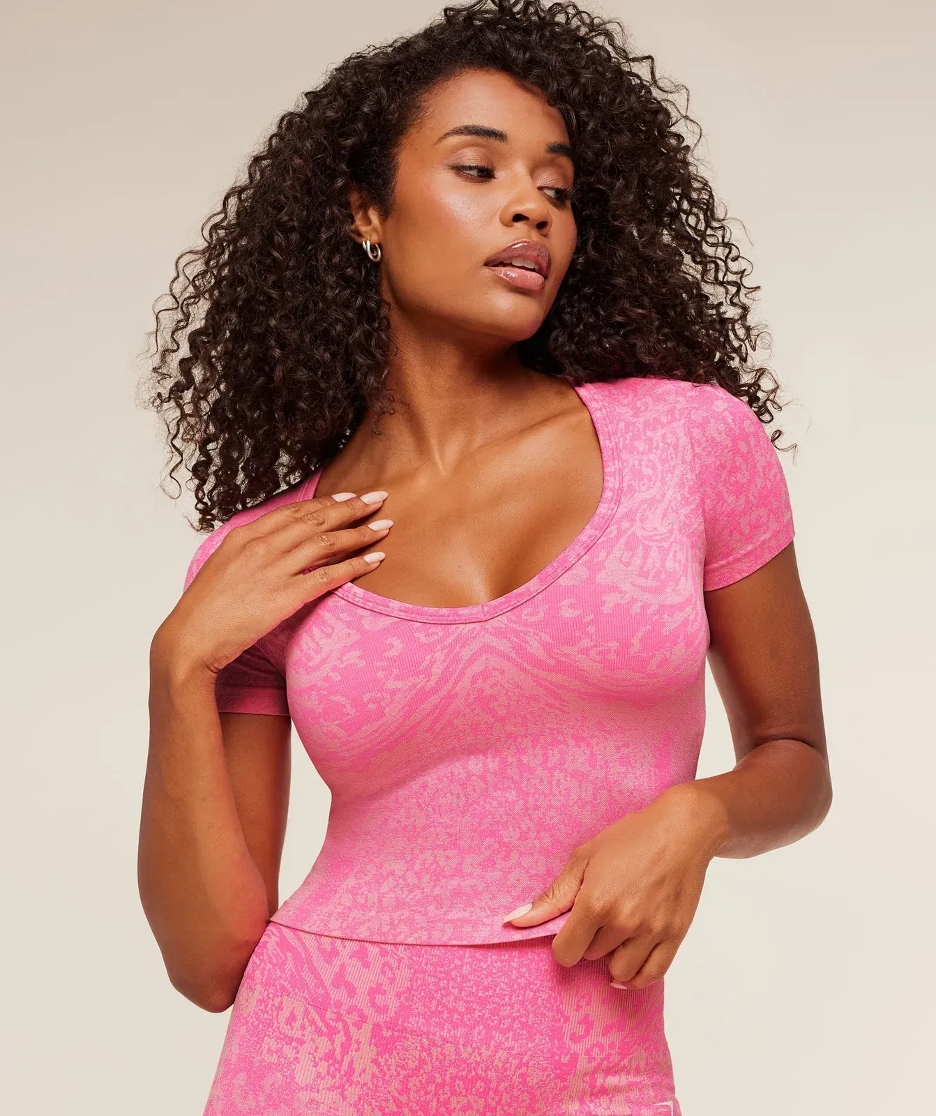 Gymshark Adapt Animal X Whitney Short Sleeve Top - Electric Pink /  Sorbet Yellow