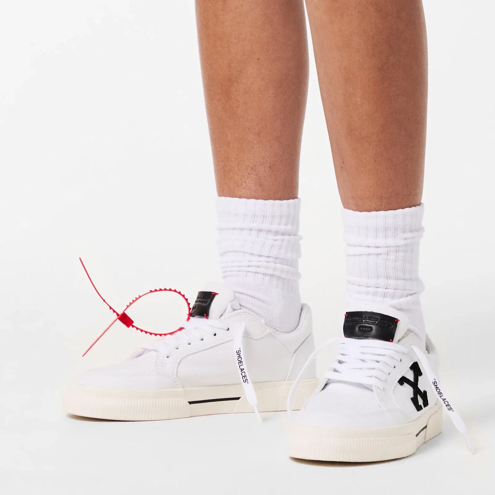 Low Vulcanised Canvas Trainers, Classic Four Arrows Sneakers