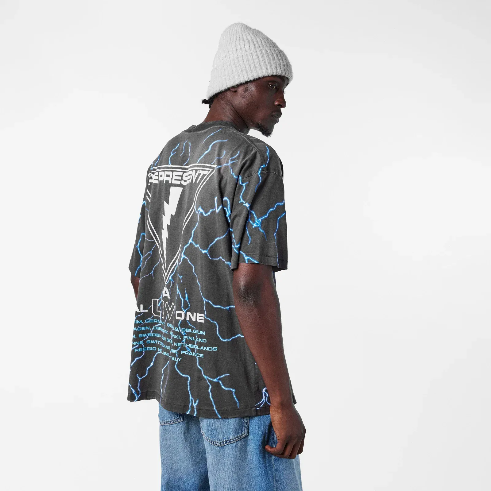 Rep Live One T-Shirt, Bold Fashion Metal Fusion