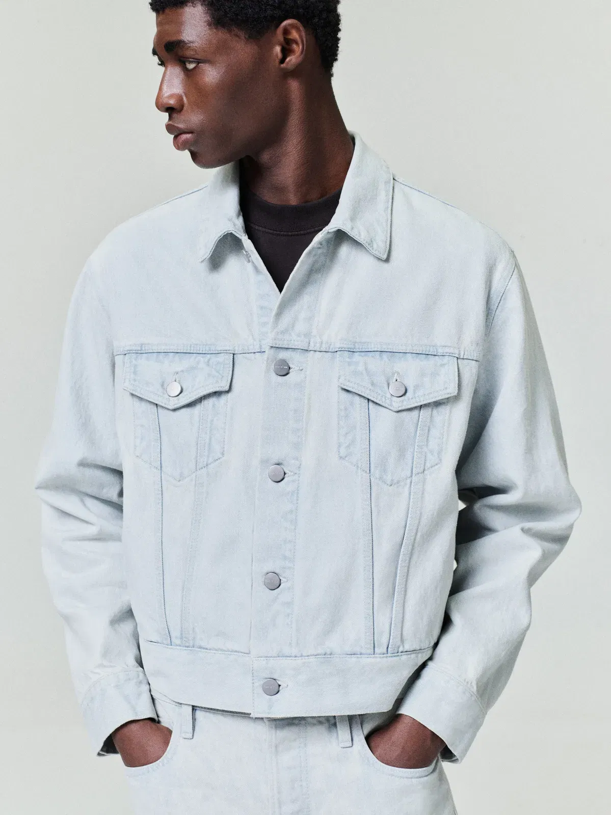 Essentials Bleached Denim Classic Trucker Jacket Bleach Wash