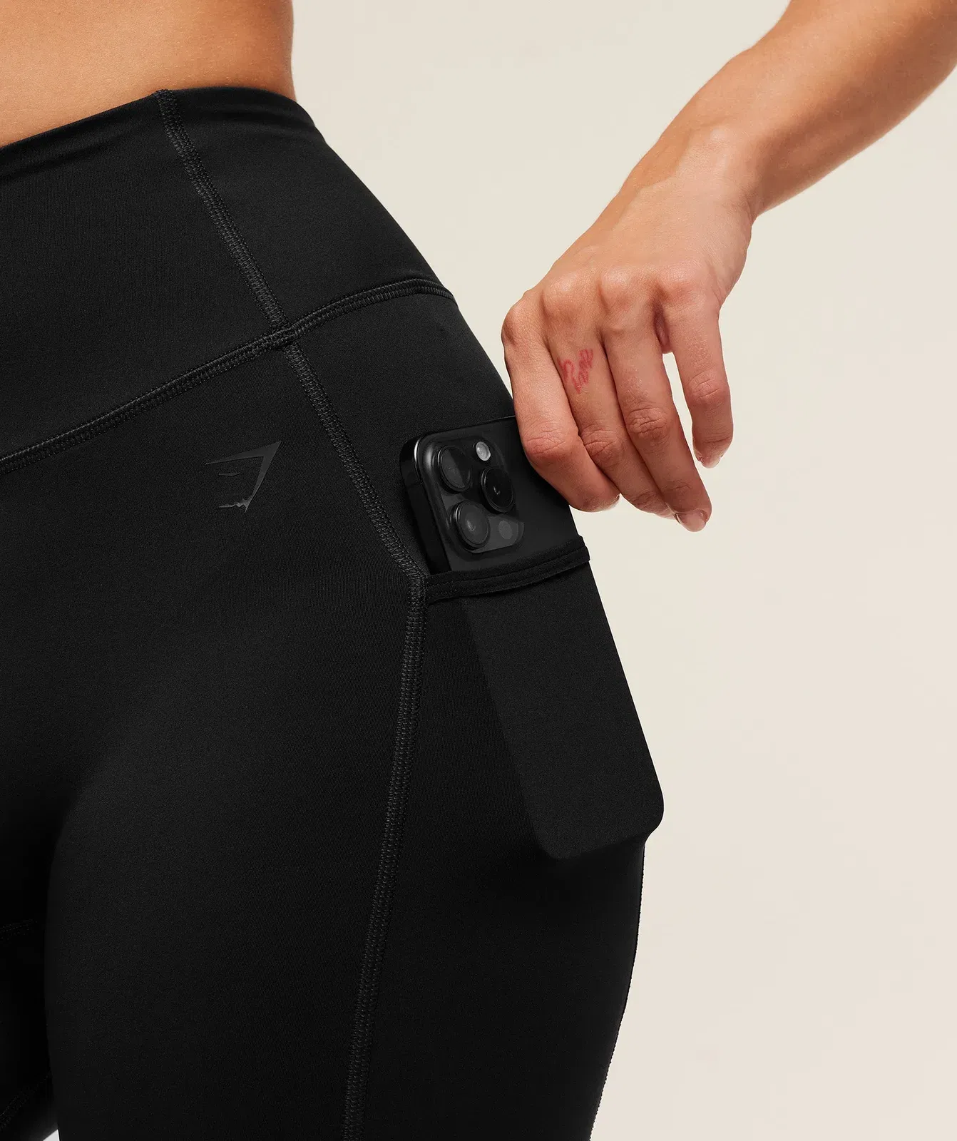Gymshark Pocket Shorts - Black