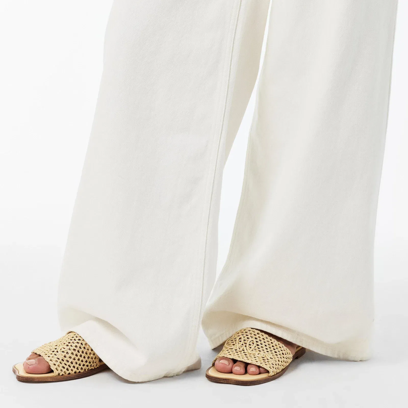 Flower Flat Sandals