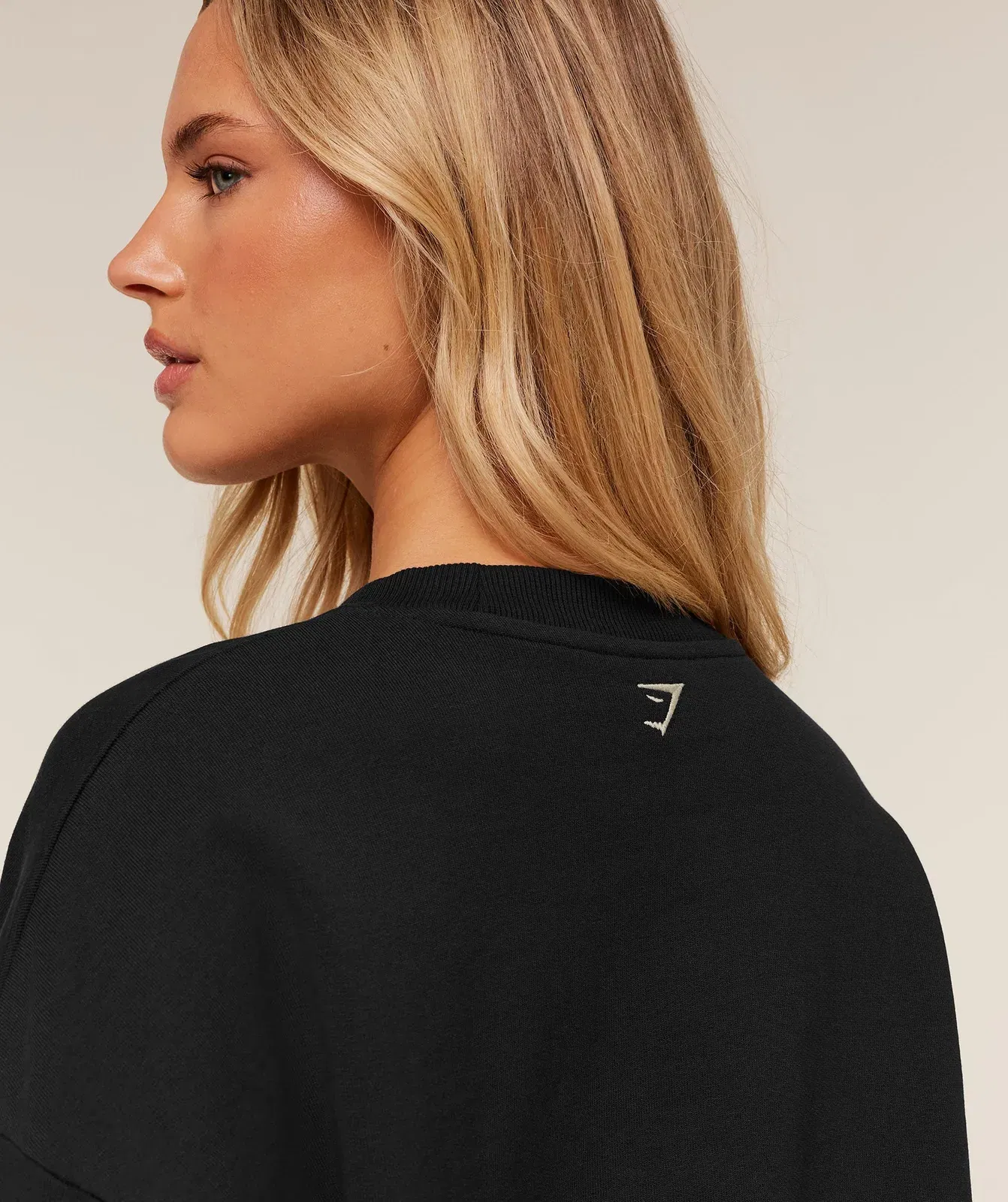 Gymshark Collegiate Graphic Crew Neck Pullover - Black/ Pebble Grey