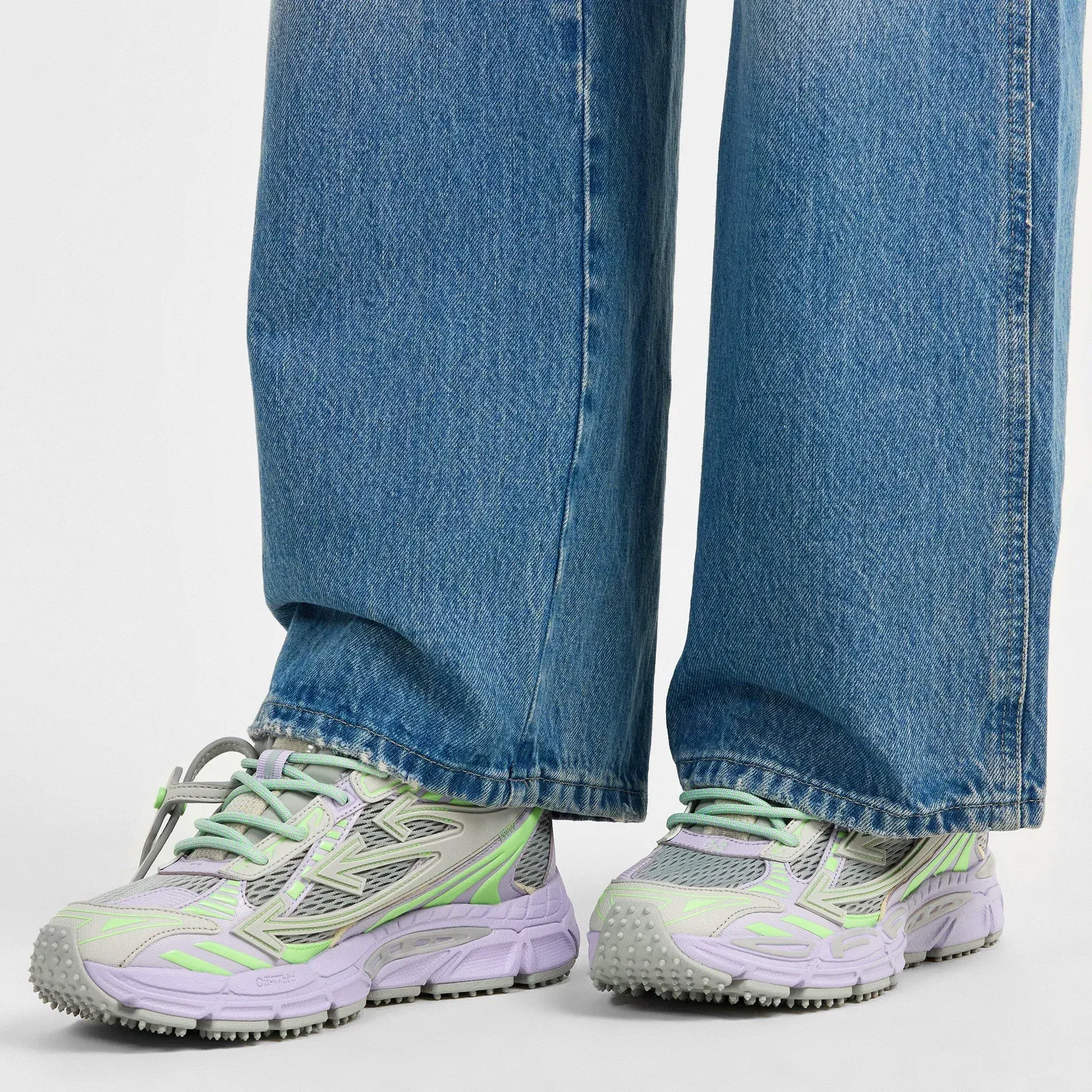 Be Right Back Retro-inspired Comfort Sneakers