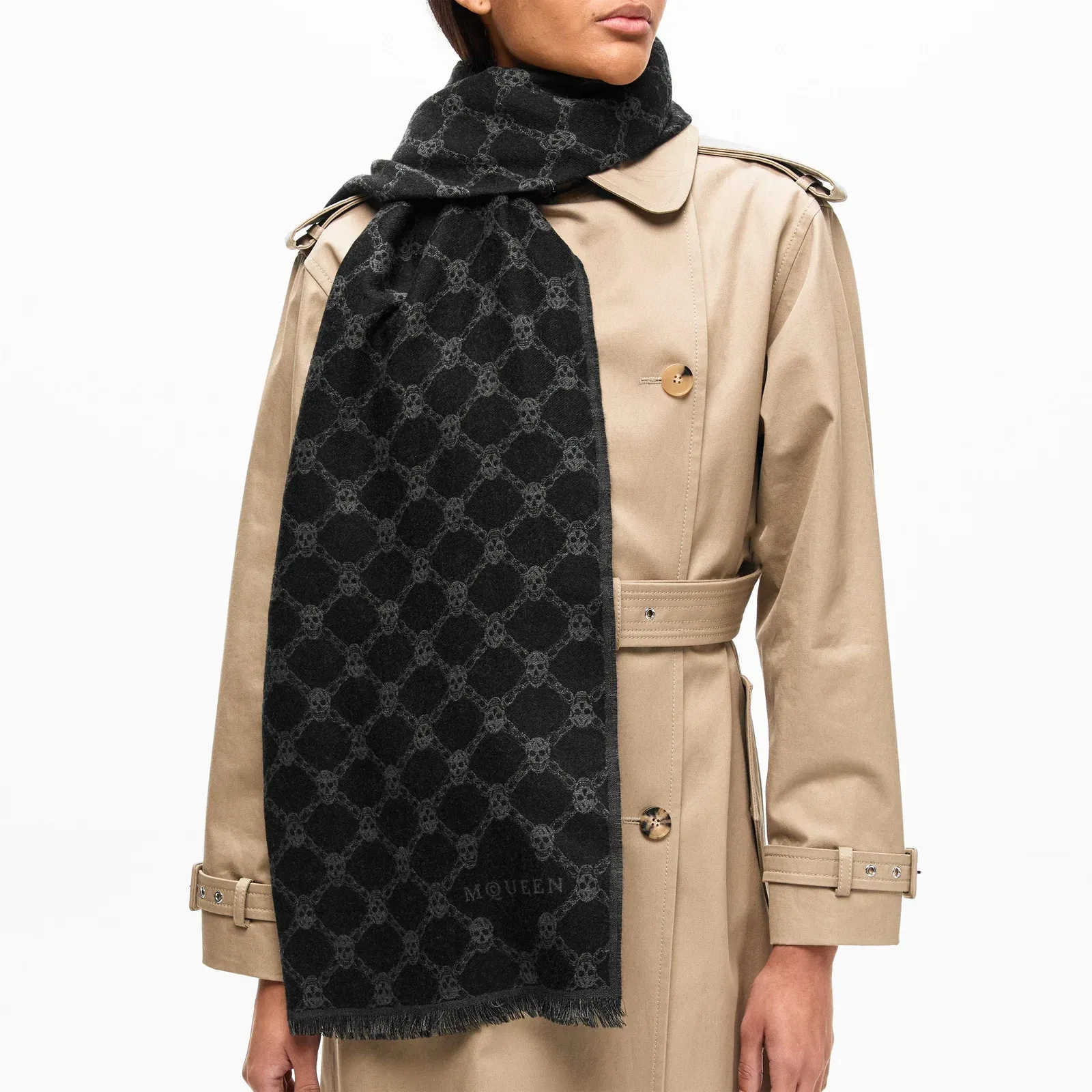 Alex Chain Skull Lightweight Scarf