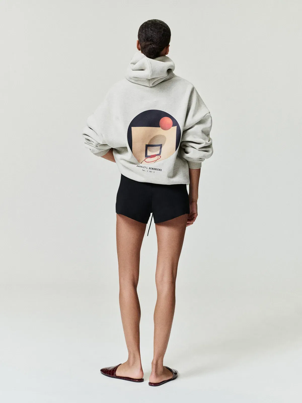Essentials Nba X Barkley Hendricks 90S Hoodie Heather Stone W/ Heather Rib