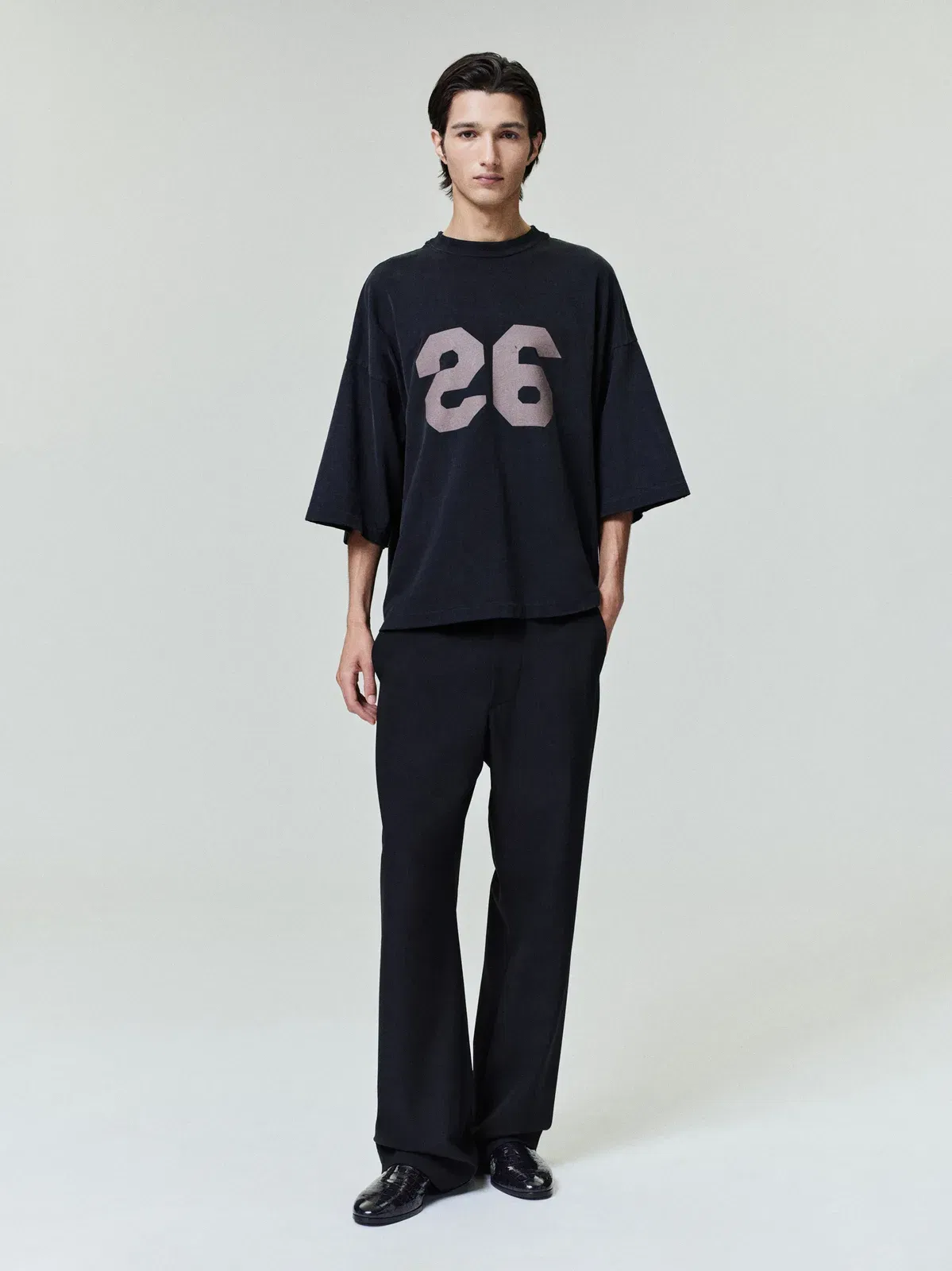 Essentials 26 T-Shirt Black