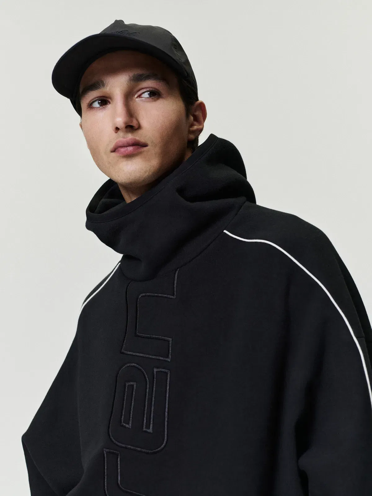 Essentials Active Trace Modern Fleece Hoodie Vintage Black