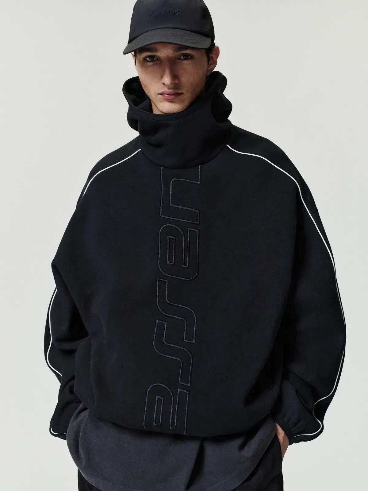 Essentials Active Trace Modern Fleece Hoodie Vintage Black