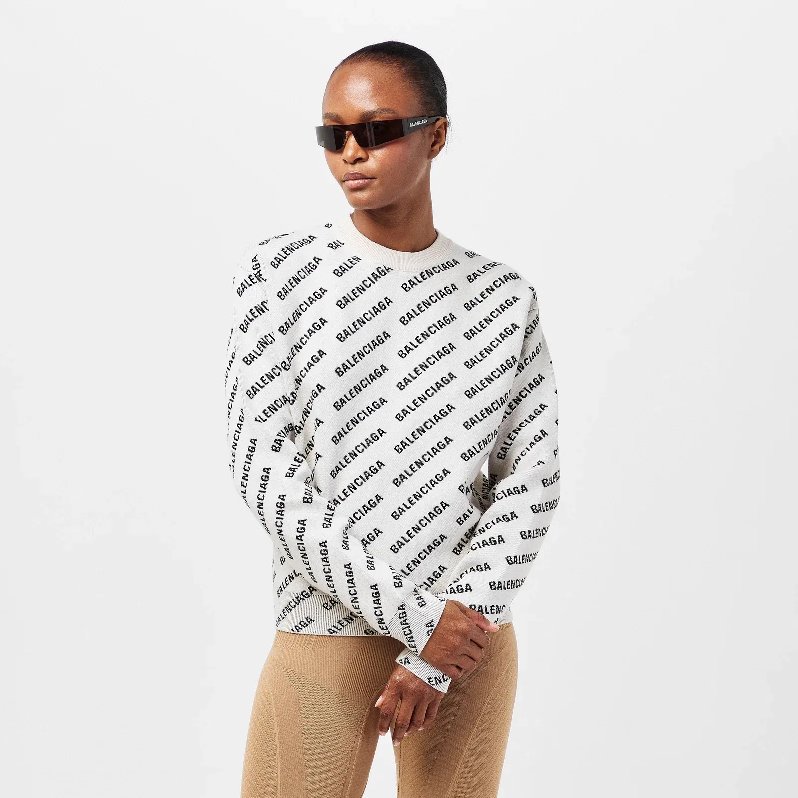 Logo Sweater