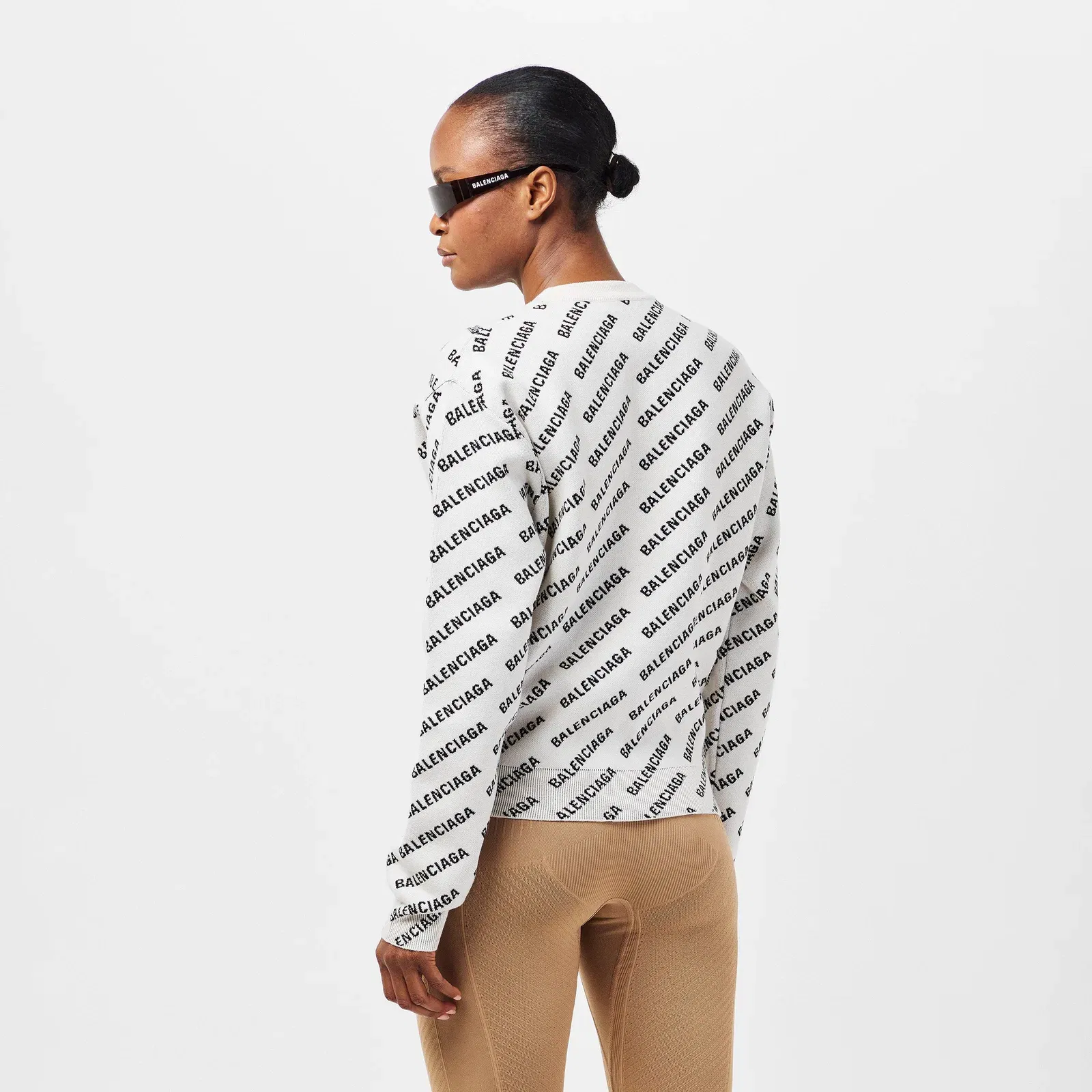 Logo Sweater