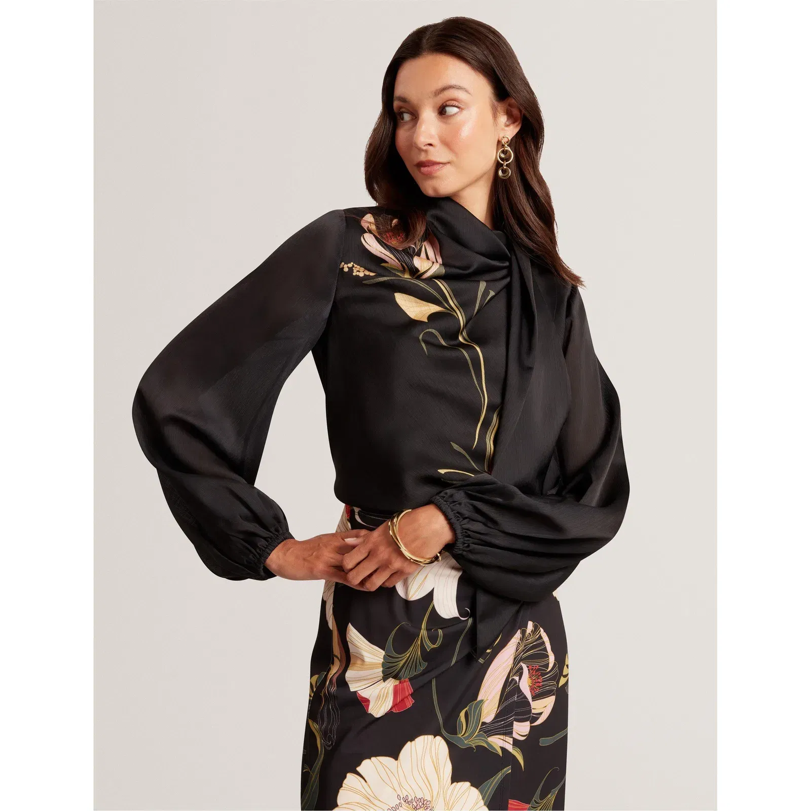 Tie Neck Long Sleeve Blouse