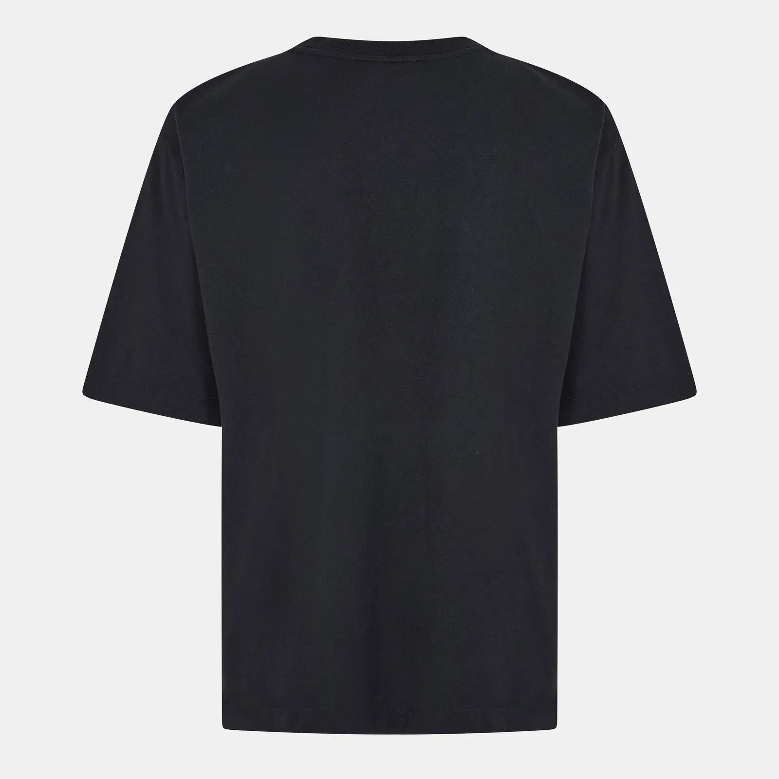 - T-Shirt
