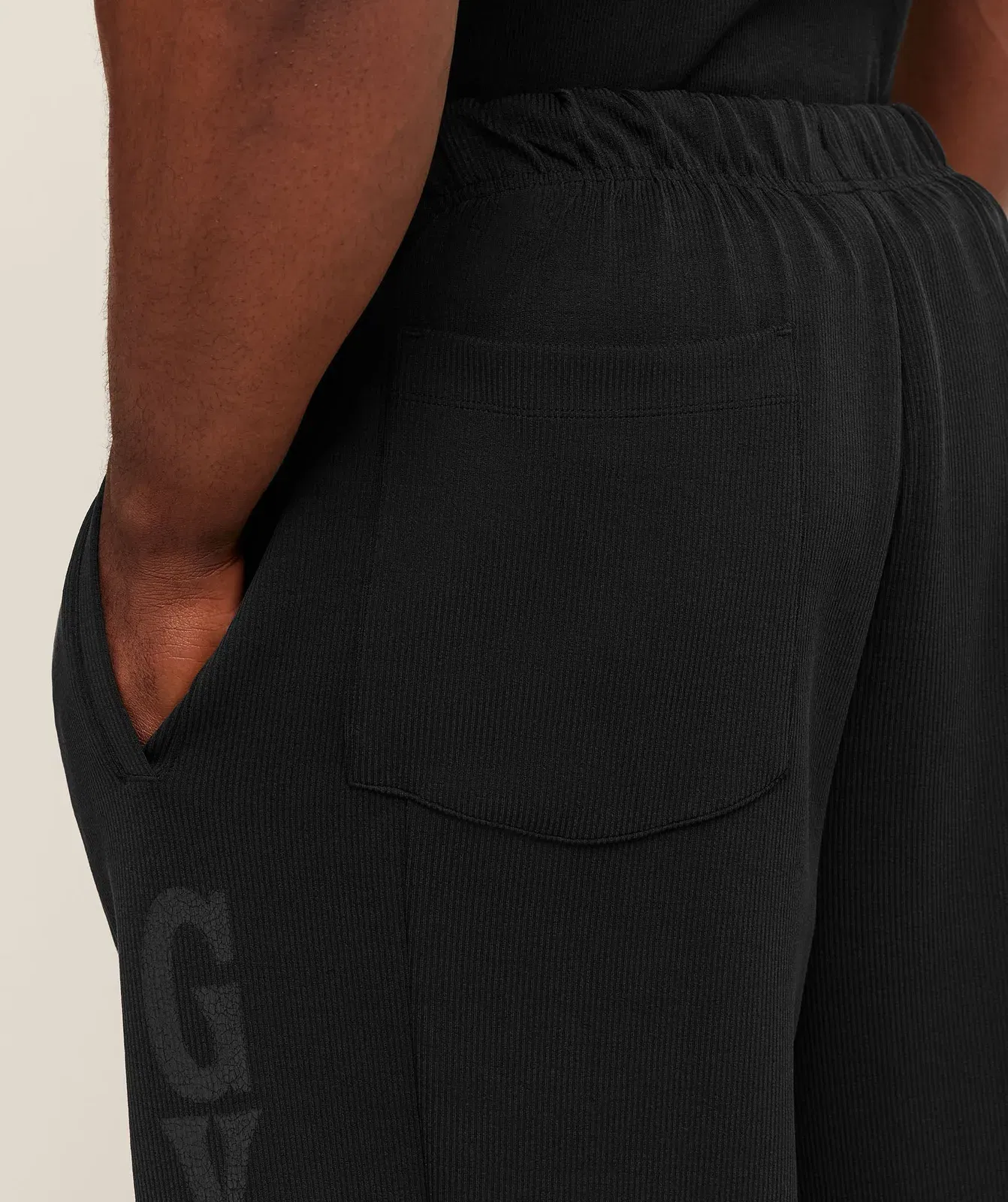 Gymshark Straight Leg Tracksuit Pant - Black