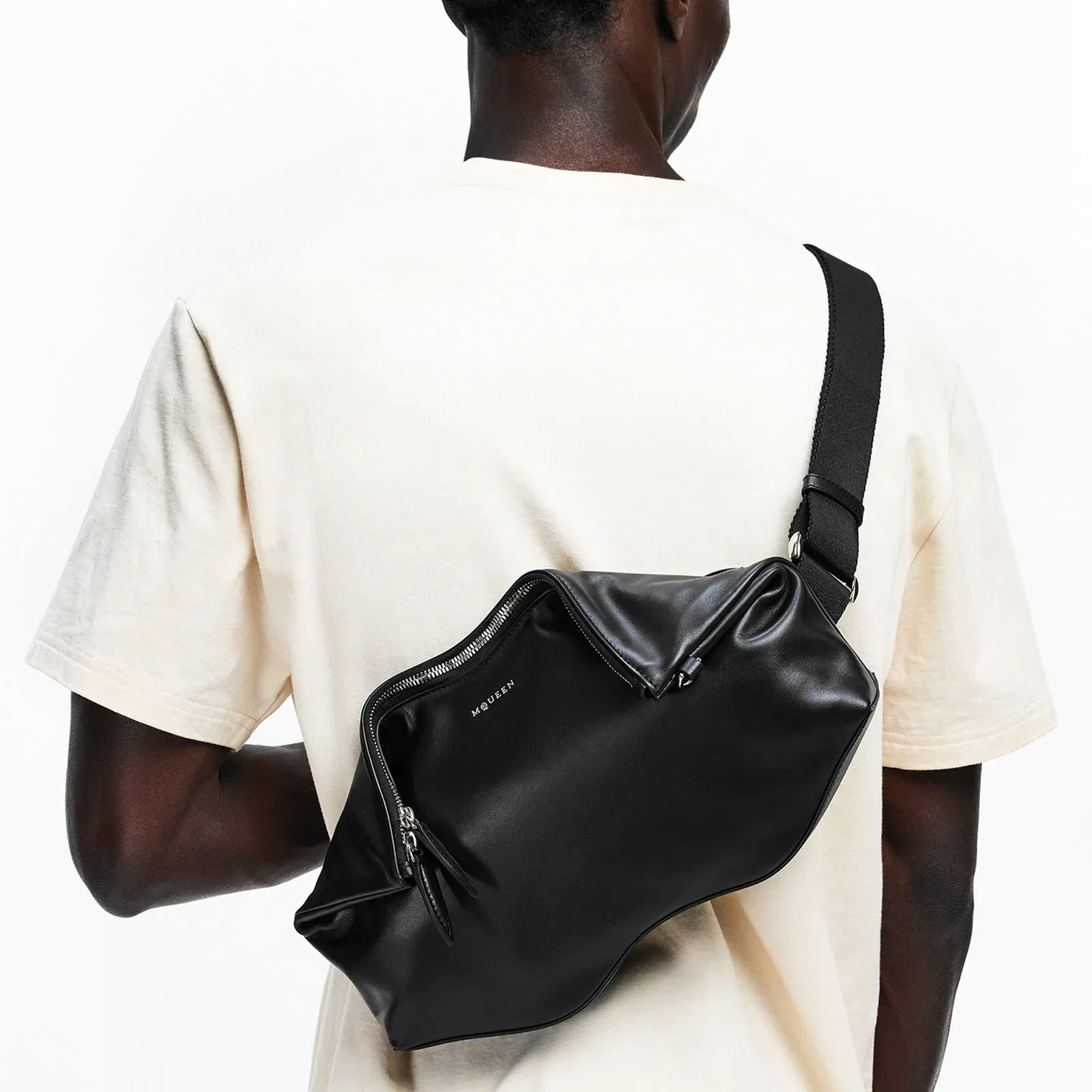 Alex Manta Messenger Bag