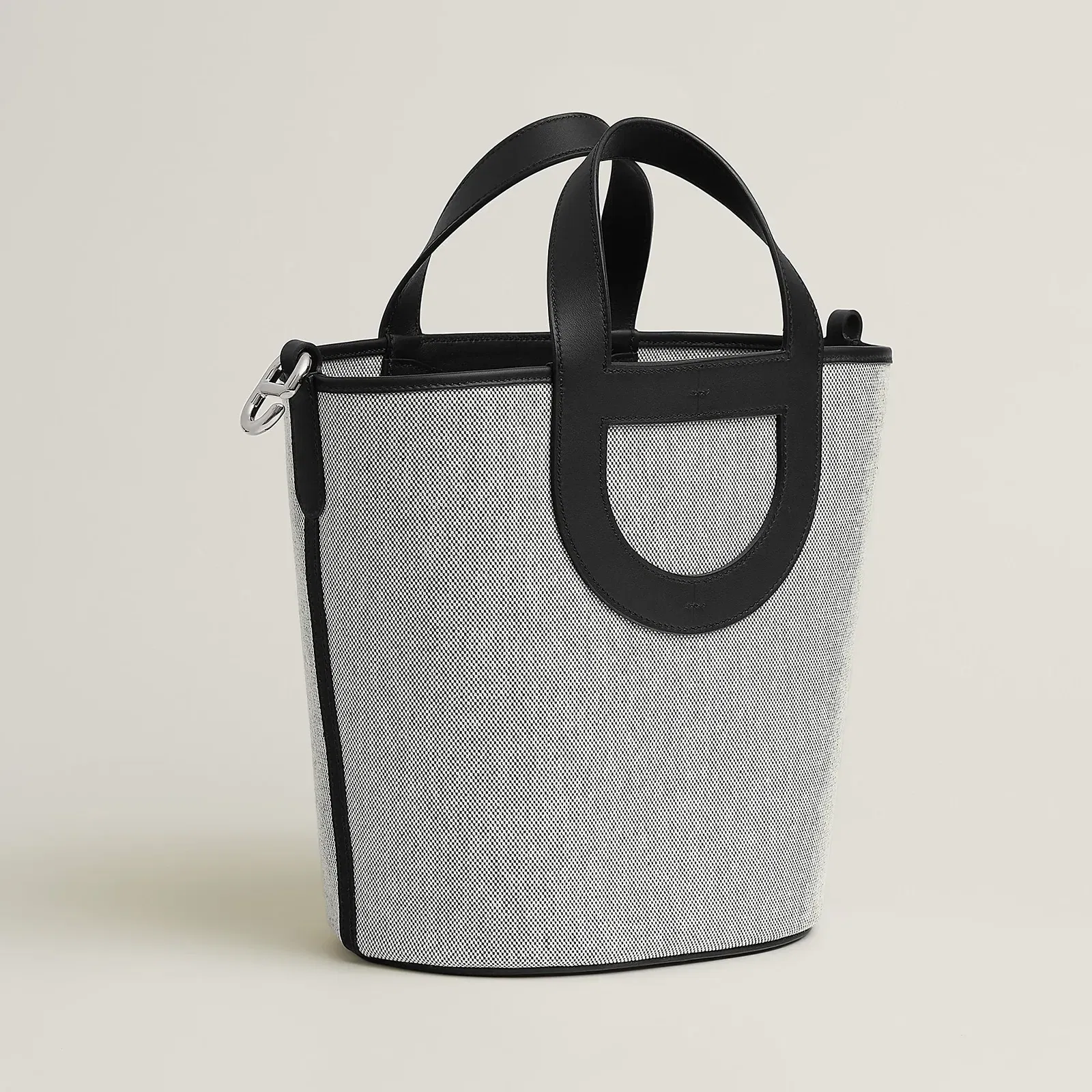Hermes Herms In The Loop 23 Bag Cru