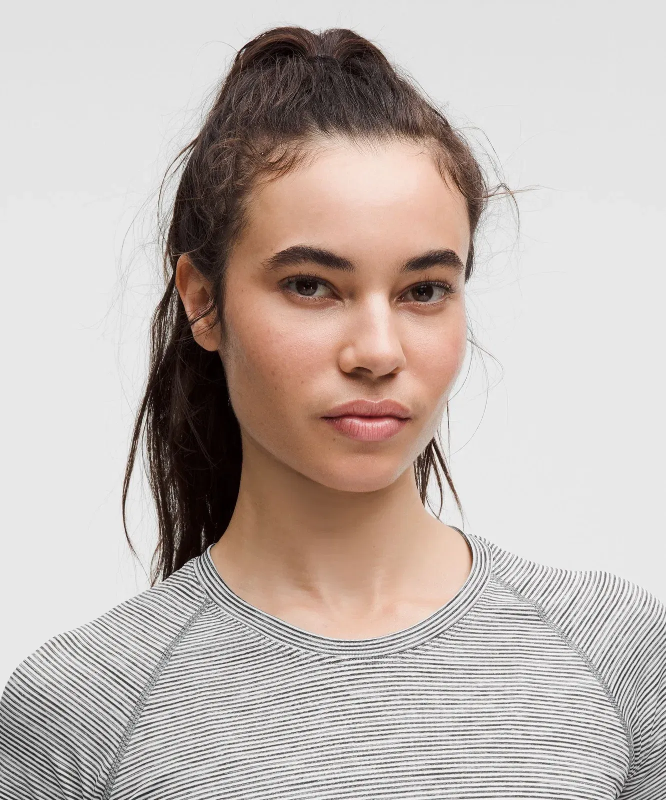 Lululemon Women's Team Canada Swiftly Tech Short-Sleeve Shirt 2.0 Hip Length *CPC Logo