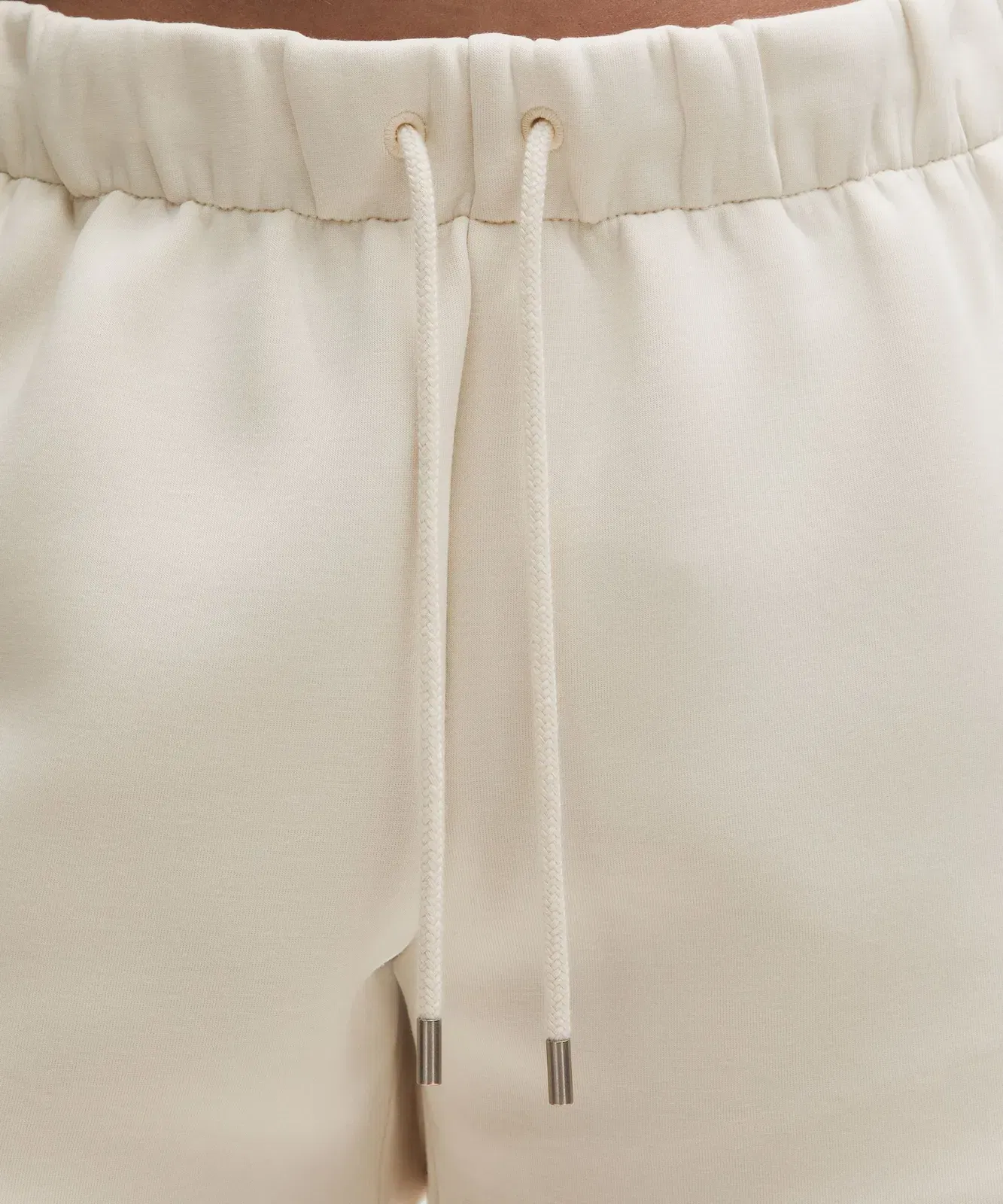 Lululemon Women's Sleek Spacer Mid-Rise Short 3.5"