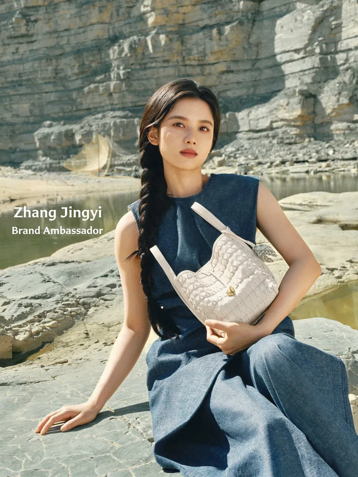 Songmont Lattice Bucket Bag Cloud