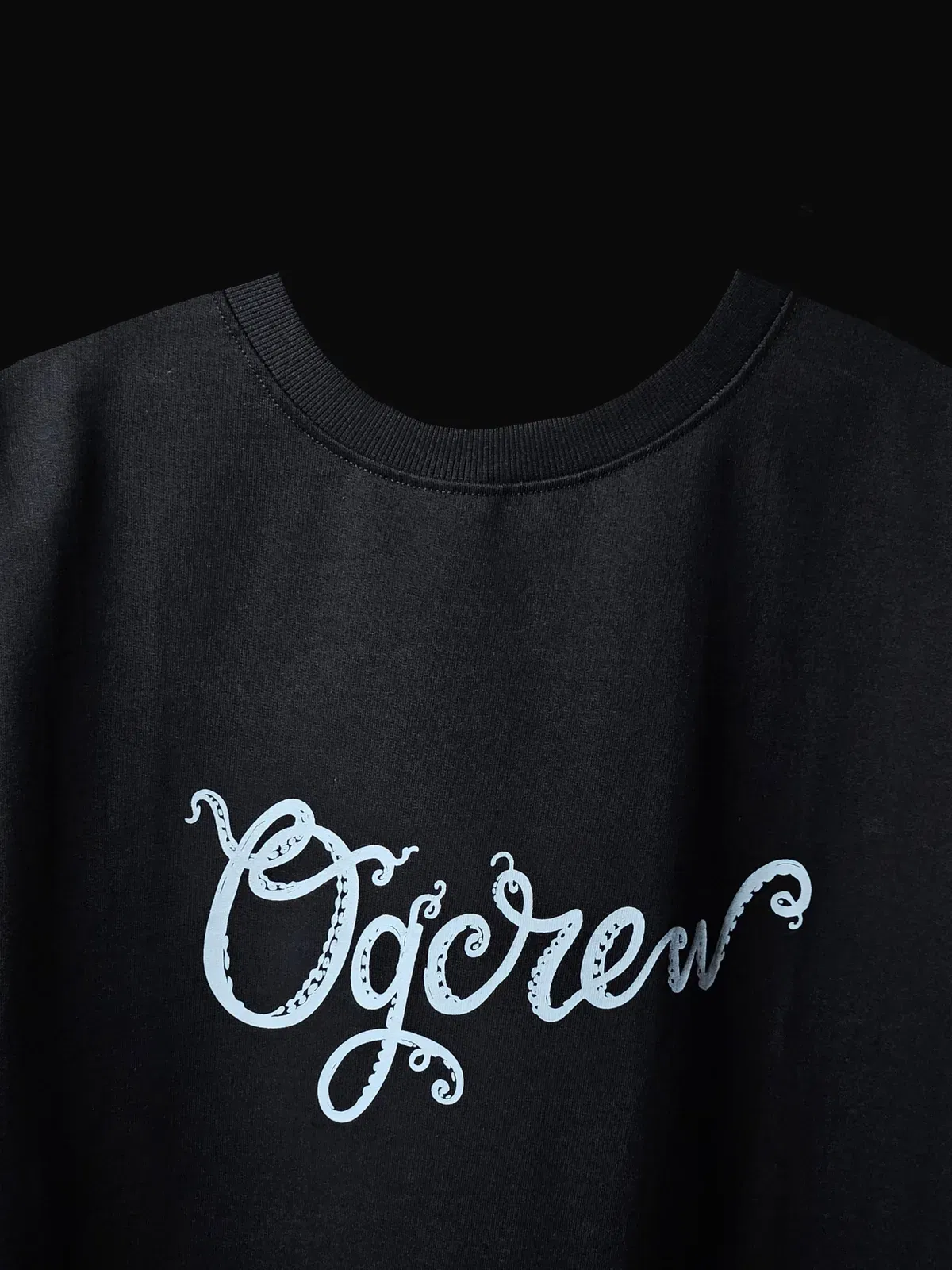 BLACK OCTOPUS X SHARK T-SHIRT