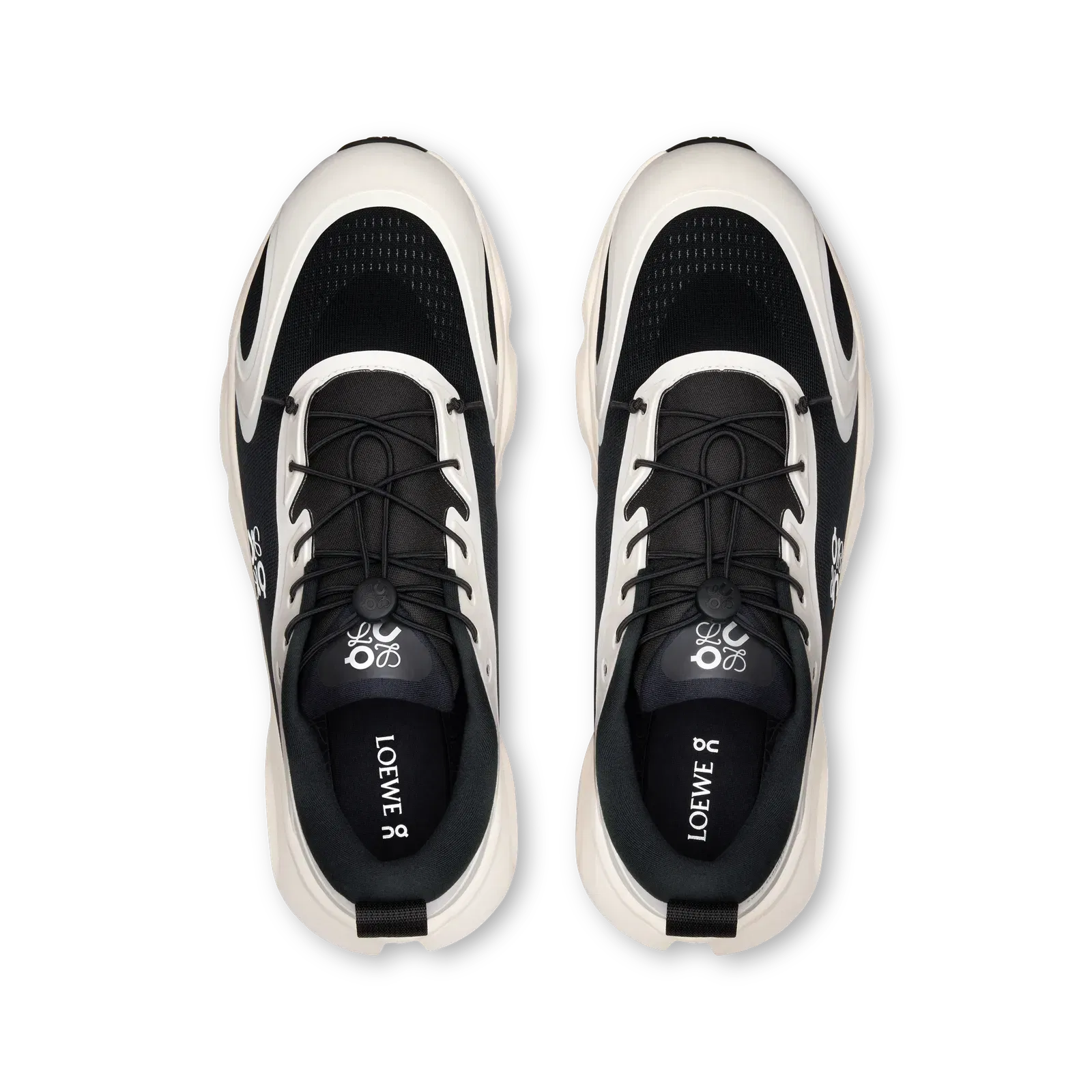 On Cloudsolo Loewe Black Eggshell