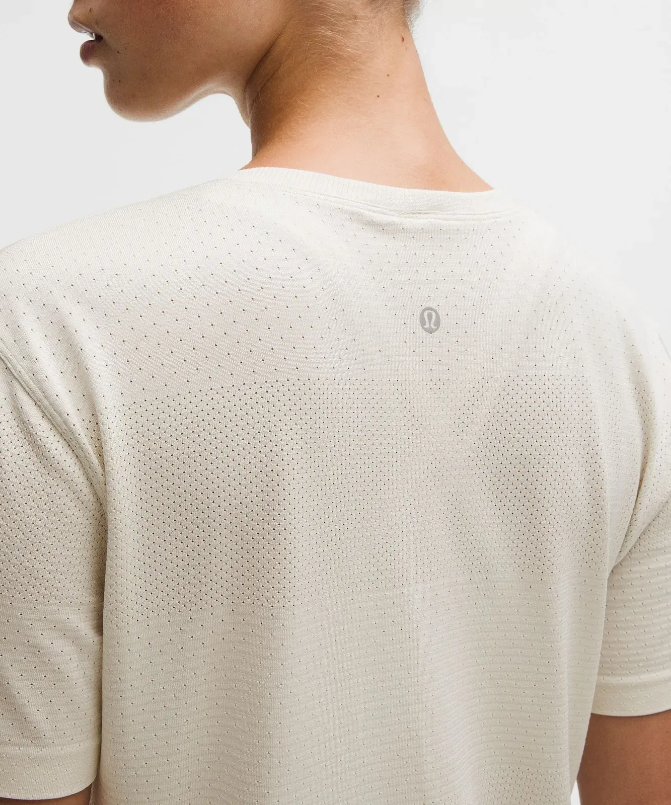 Lululemon Women's Swiftly Perforated Stripe Short-Sleeve Shirt