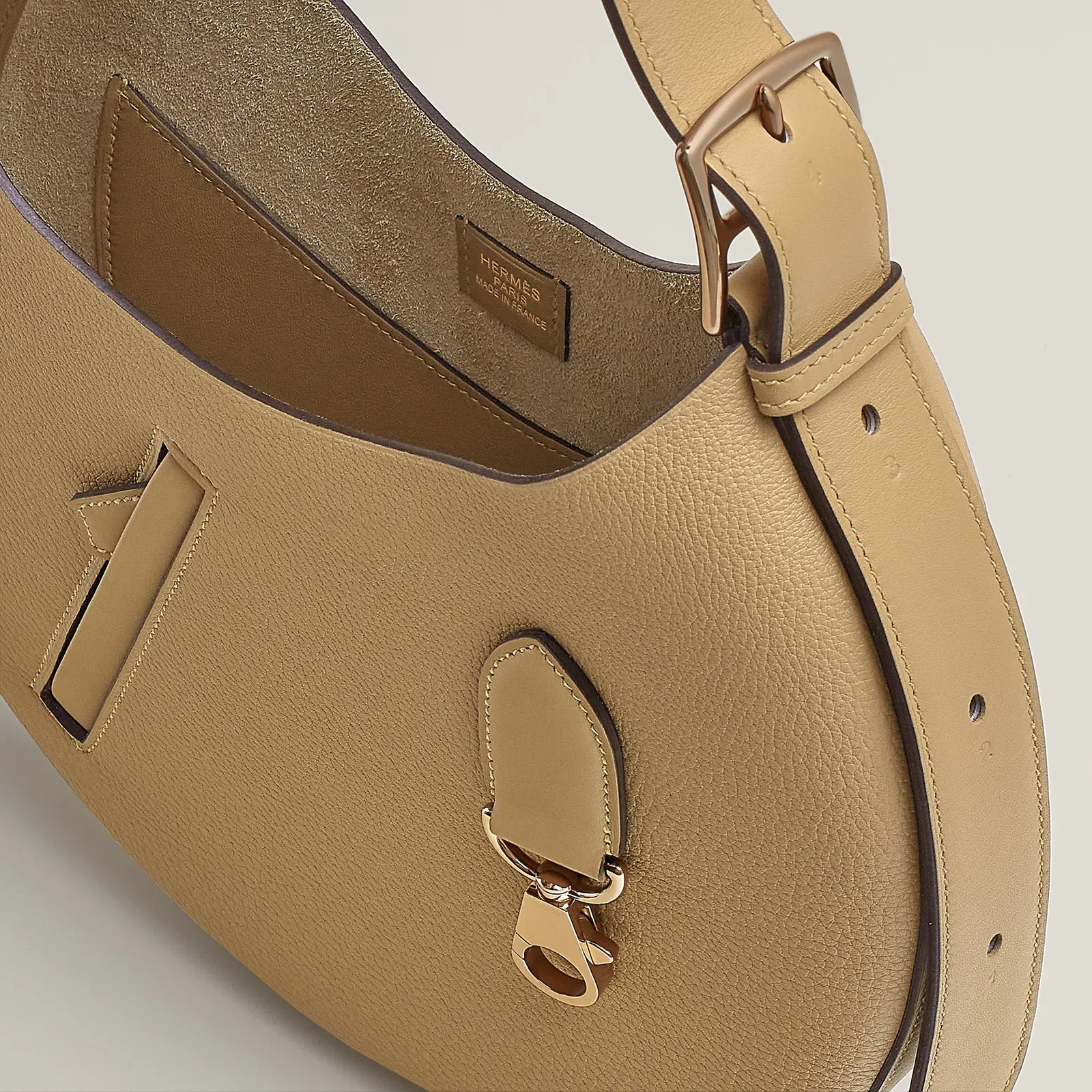 Hermes Arcon Slim Bag Cru