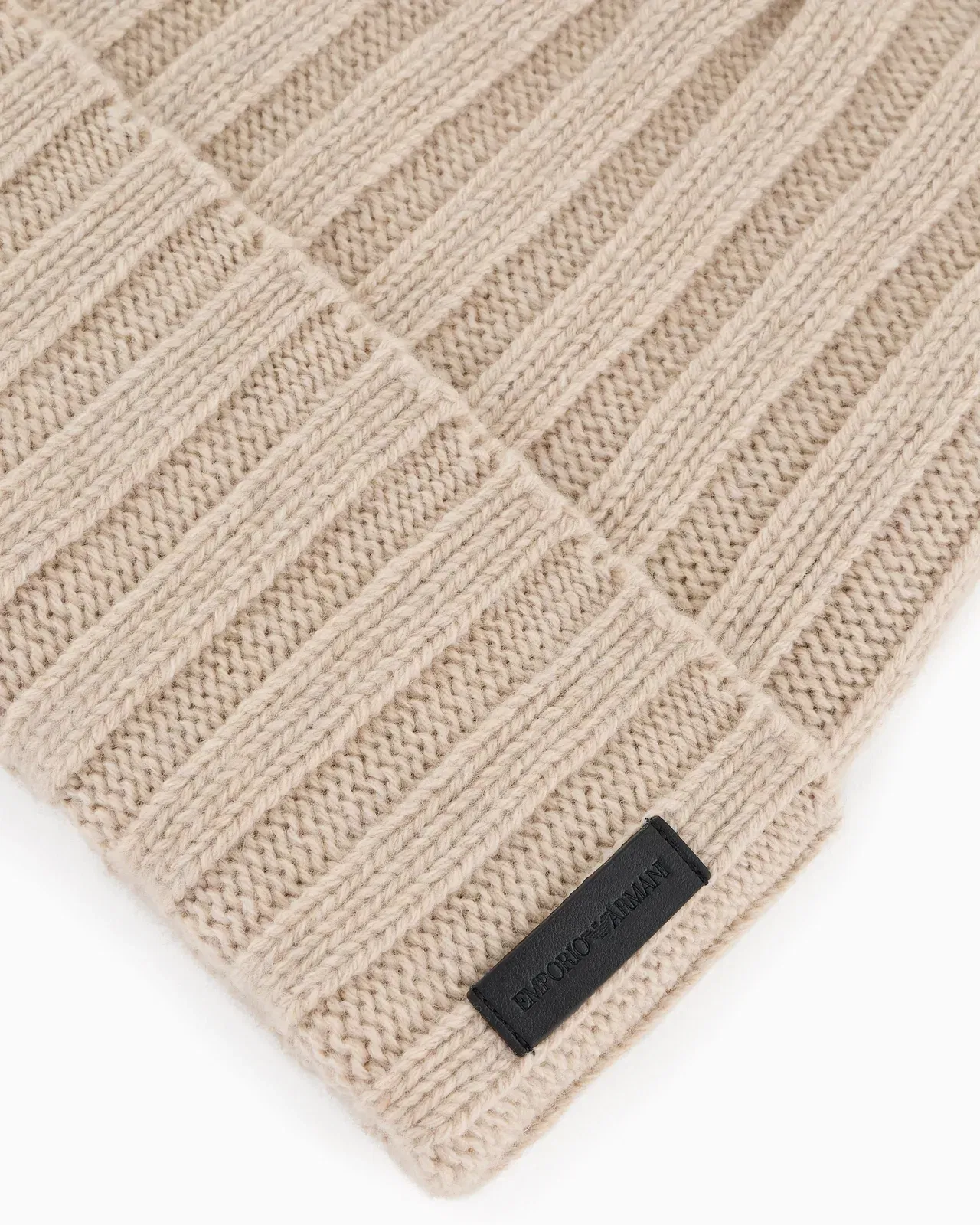 Emporio Armani Pure cashmere, ribbed beanie