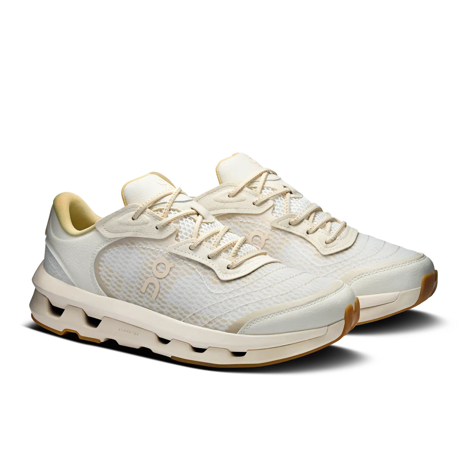 ON Running Cloudzone Moon Ivory Putty
