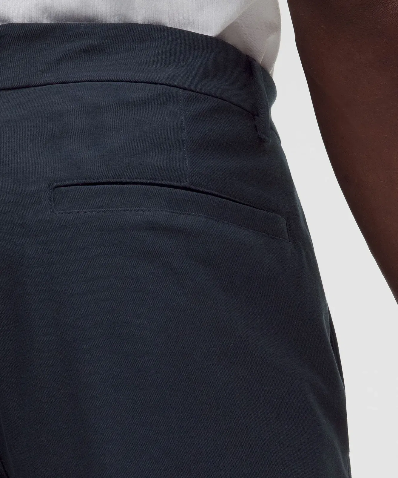 Lululemon Slacker Loose-Straight Trouser 32L *Light