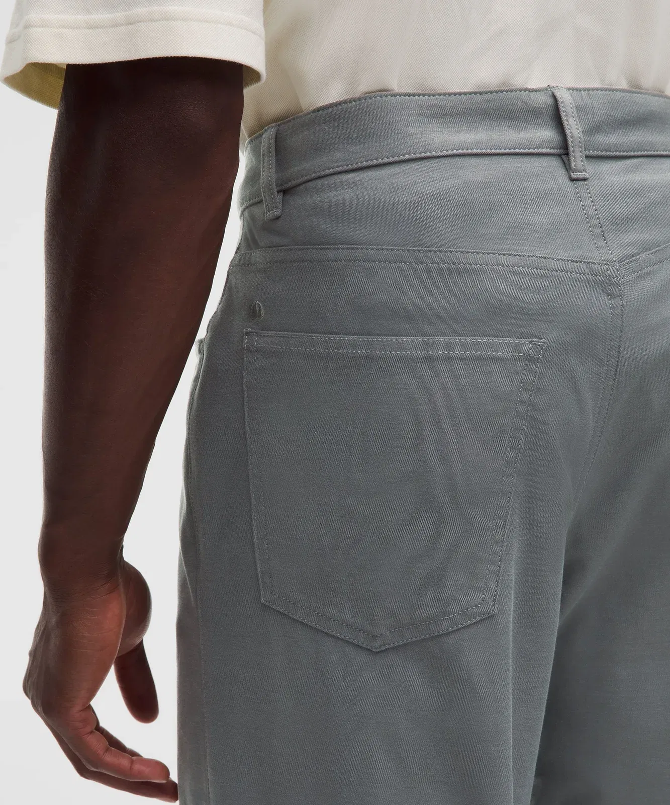 Lululemon EasyFive Loose-Straight Pant 32L *Light