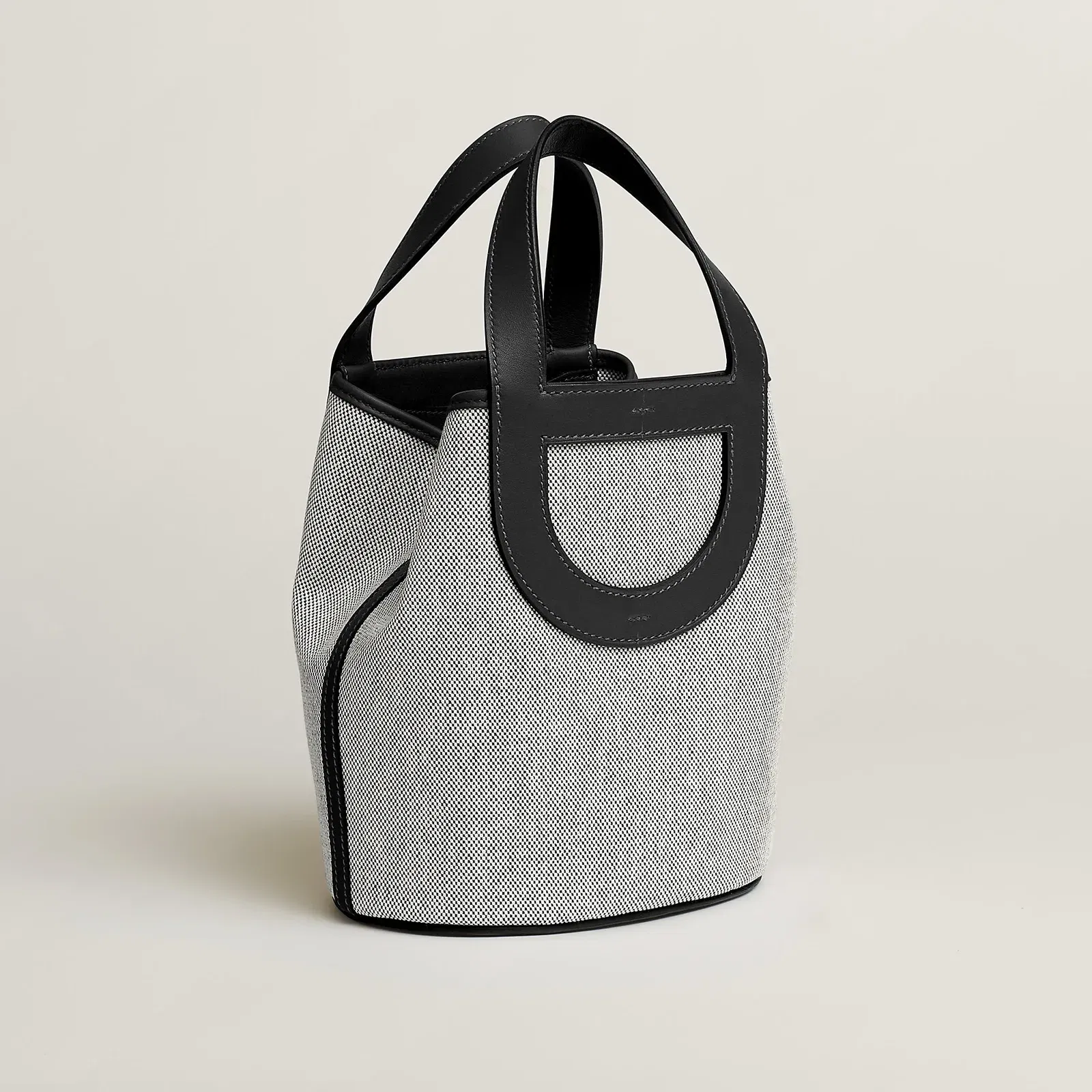 Hermes Herms In The Loop 18 Bag Noir