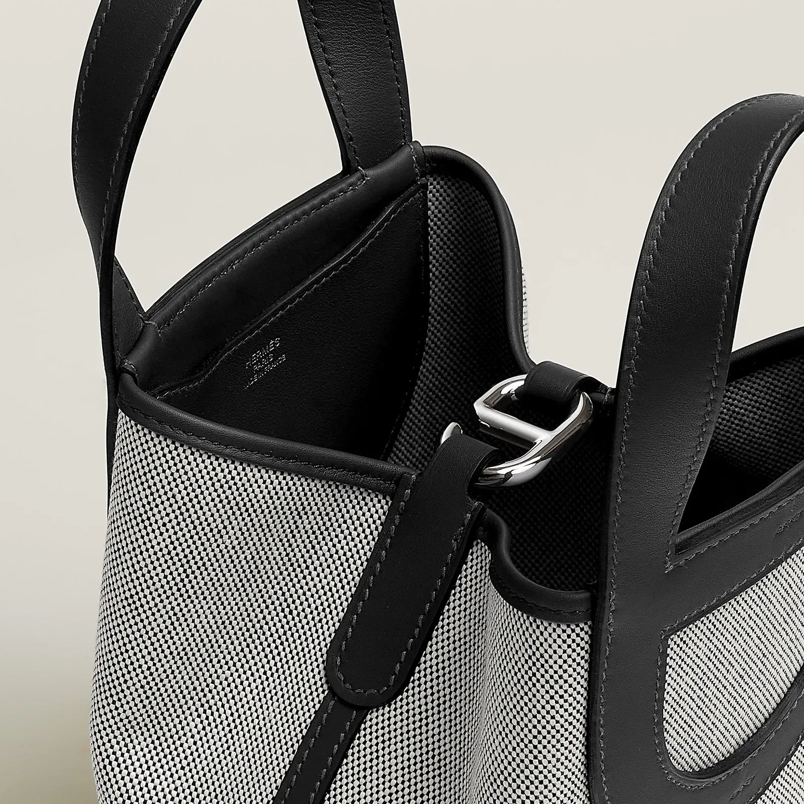 Hermes Herms In The Loop 18 Bag Noir