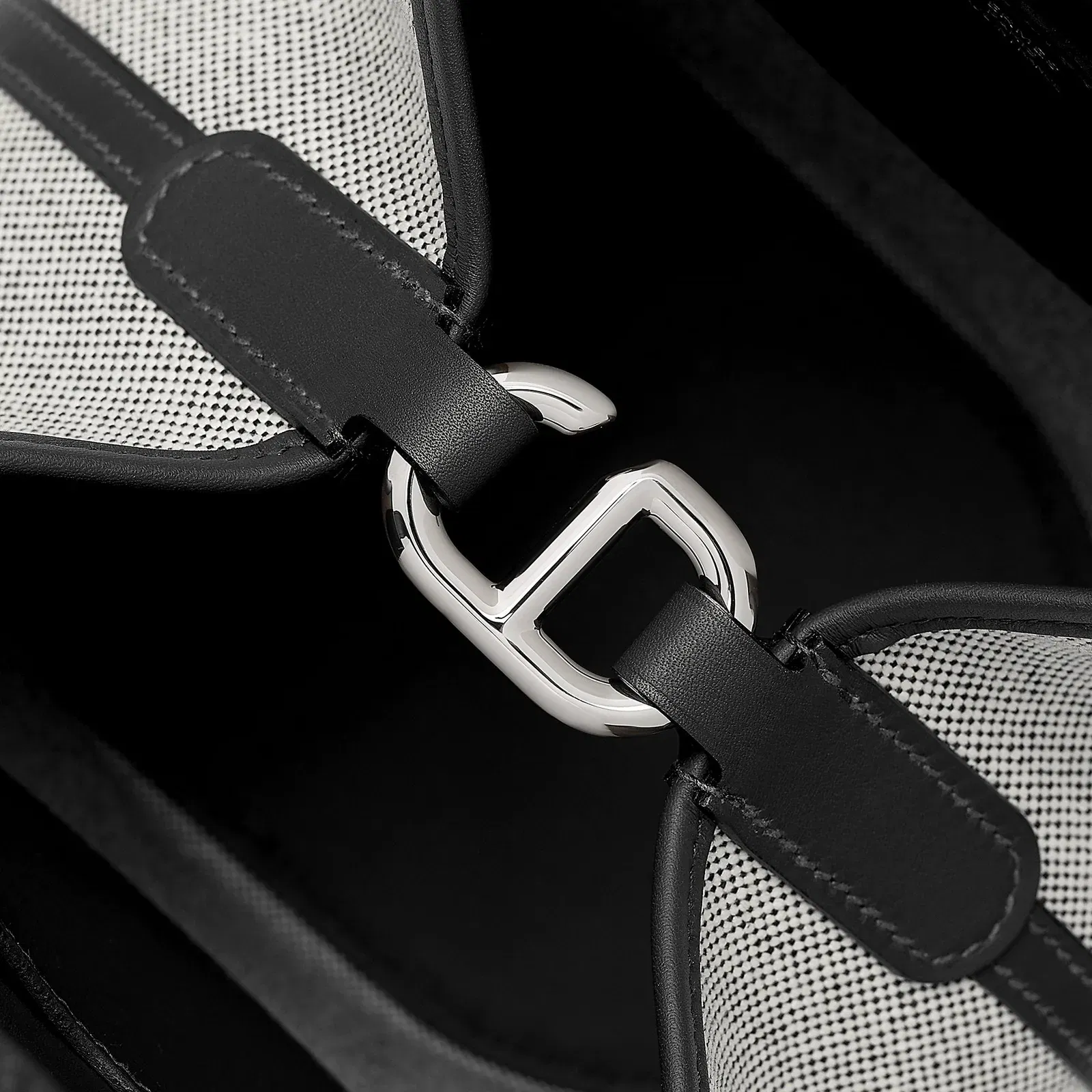 Hermes Herms In The Loop 18 Bag Noir