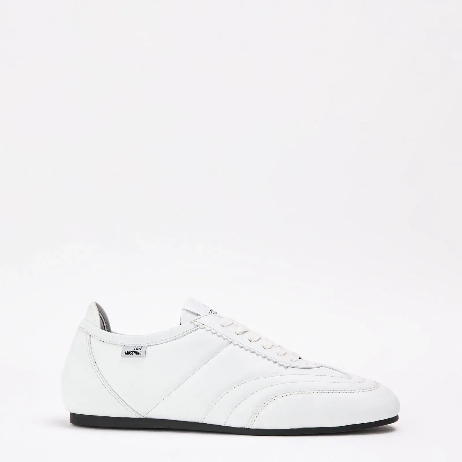 Low-Top Trainers