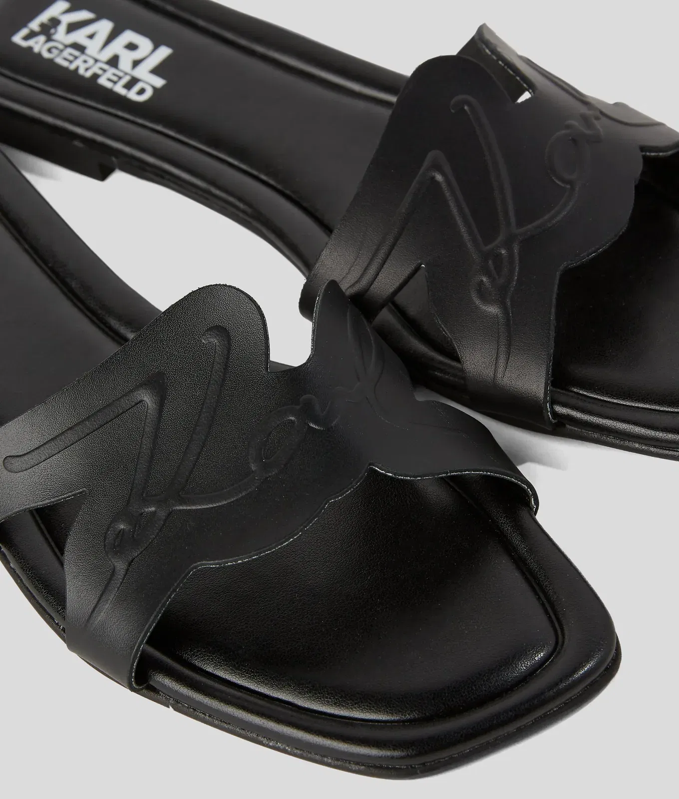 Brio signature cut-out sandals